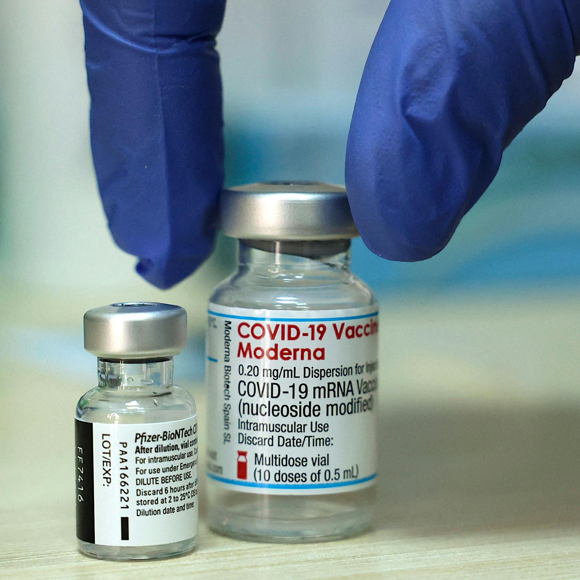 Ärzte sollen mehr Moderna verimpfen – Bestellmengen von Biontech werden begrenzt