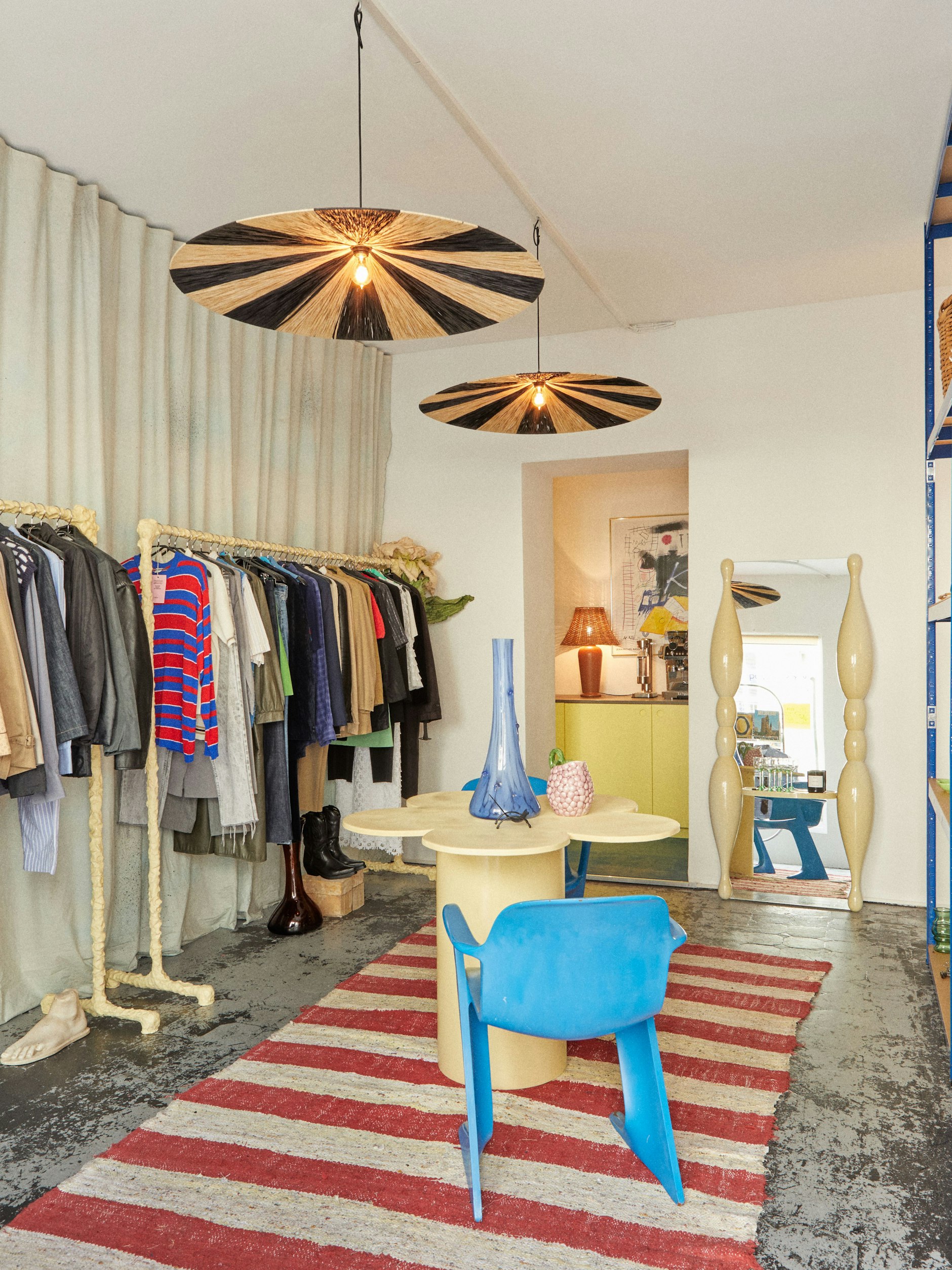 „Eigentlich befindet ihr euch hier in unserem Wohzimmer“, sagt Sissi.