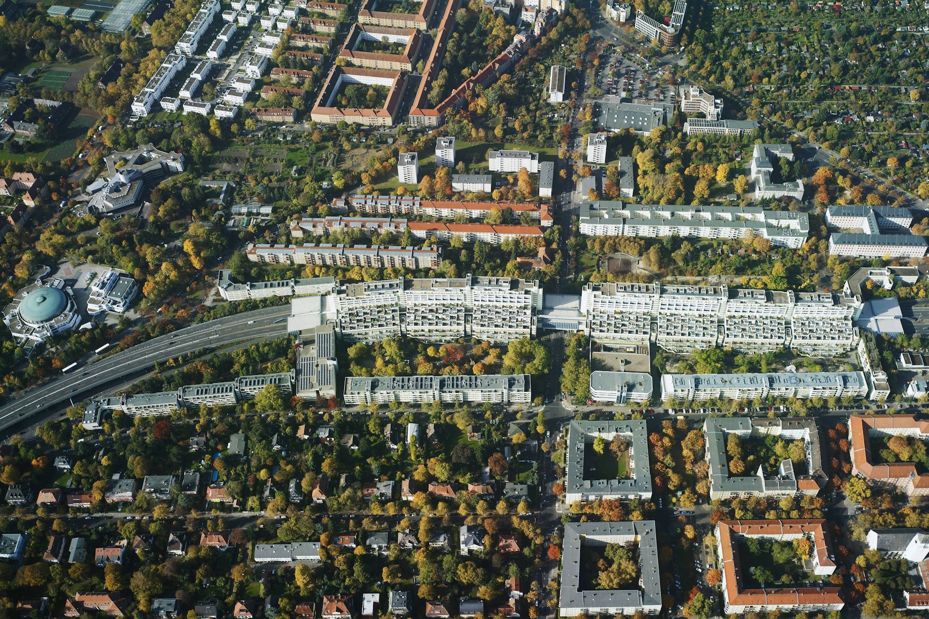 Die „Schlange“ in der Schlangenbader Straße in Berlin.