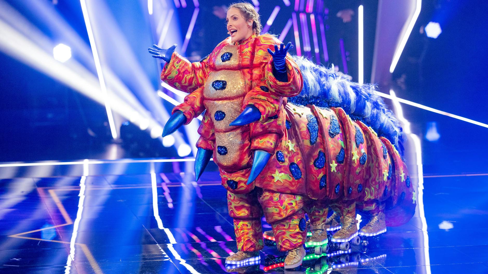 Auch, dass Sandy Mölling sich bei „The Masked Singer“ in der Raupe versteckte, überraschte die Fans nicht.