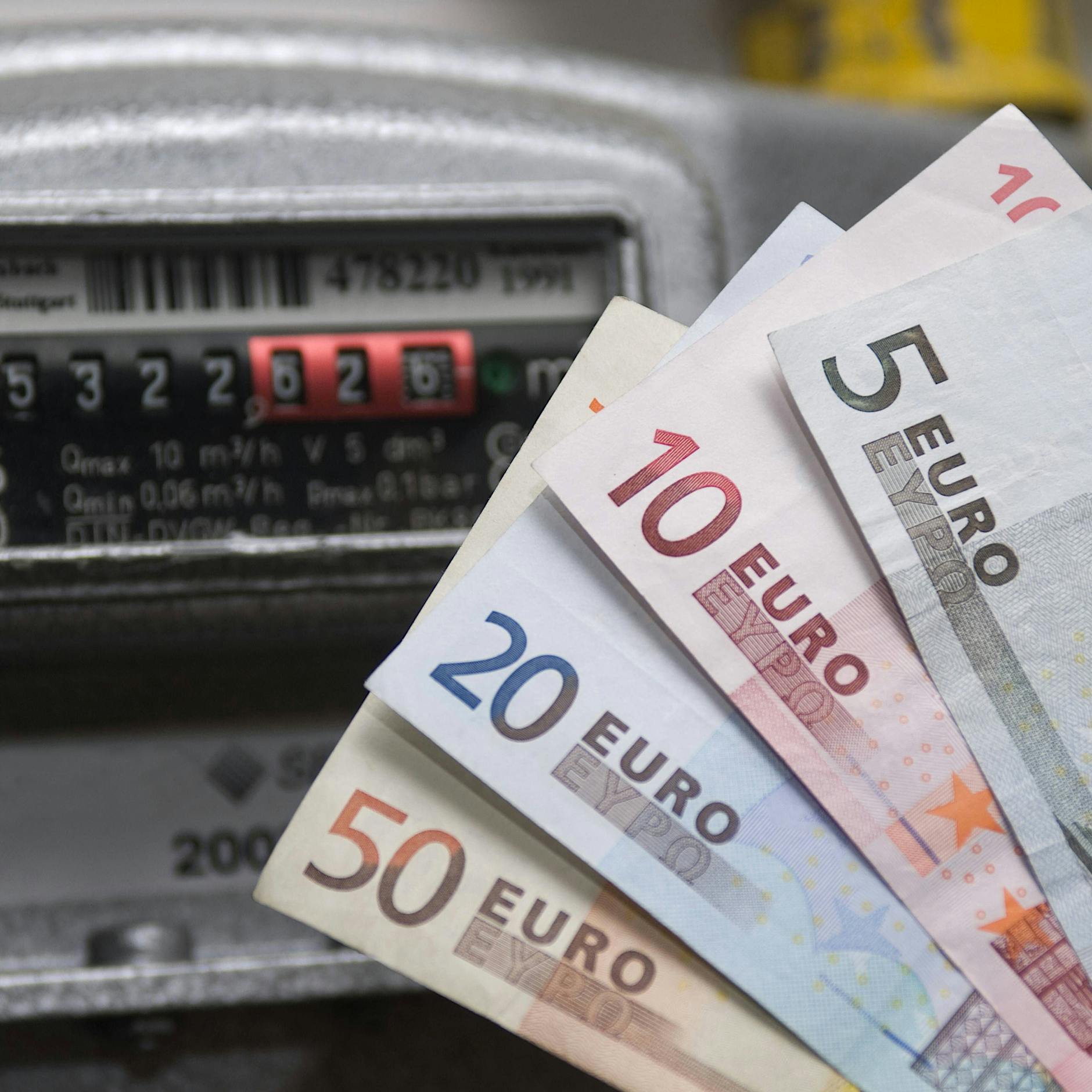 Hunderte Strom- und Gasversorger heben ihre Preise an