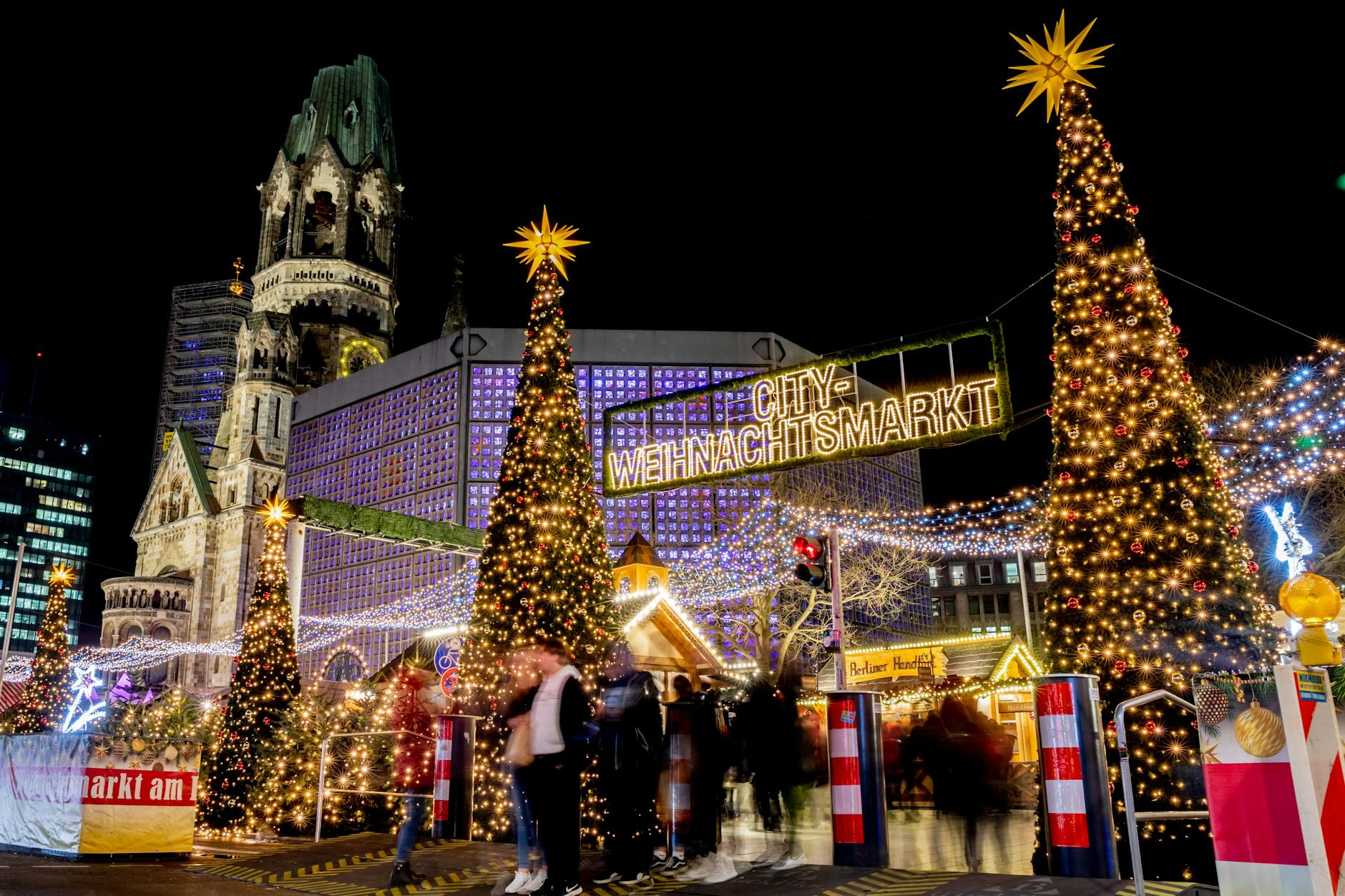 Der Weihnachtsmarkt am Breitscheidplatz wird am 21. November eröffnet.