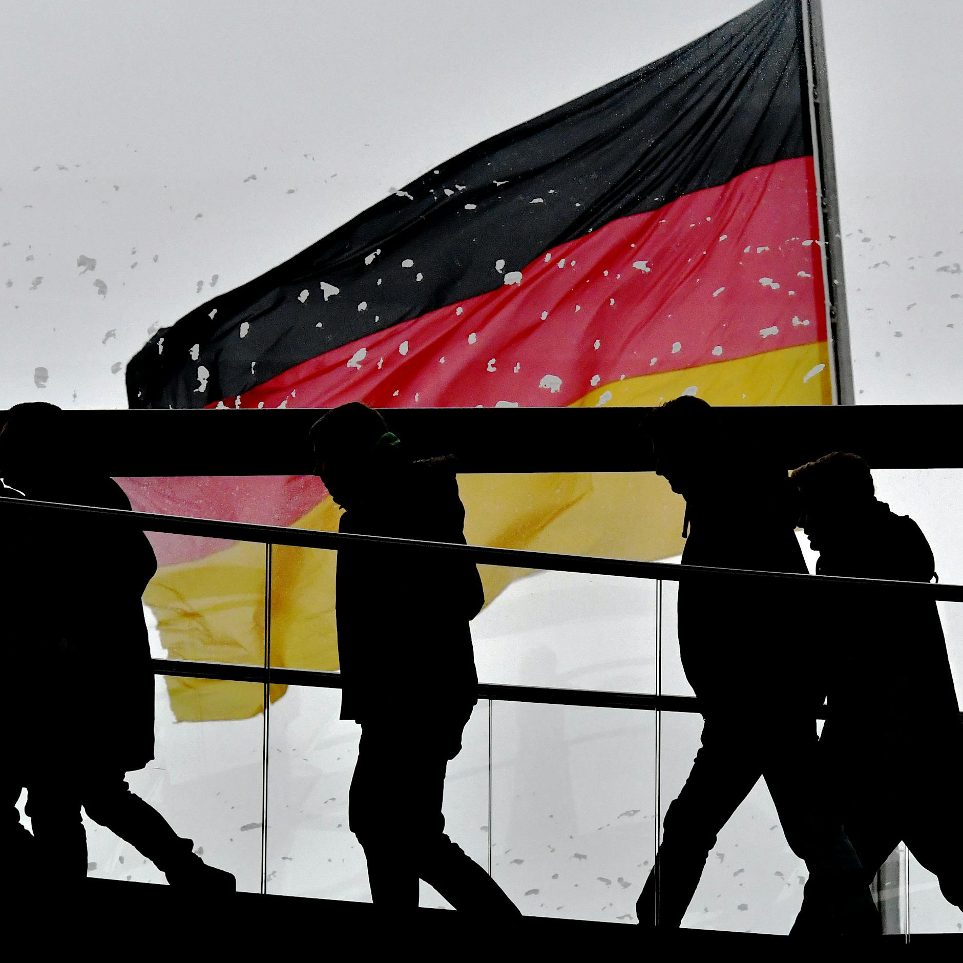 Vorsicht vor der Einigkeit der Gesellschaften