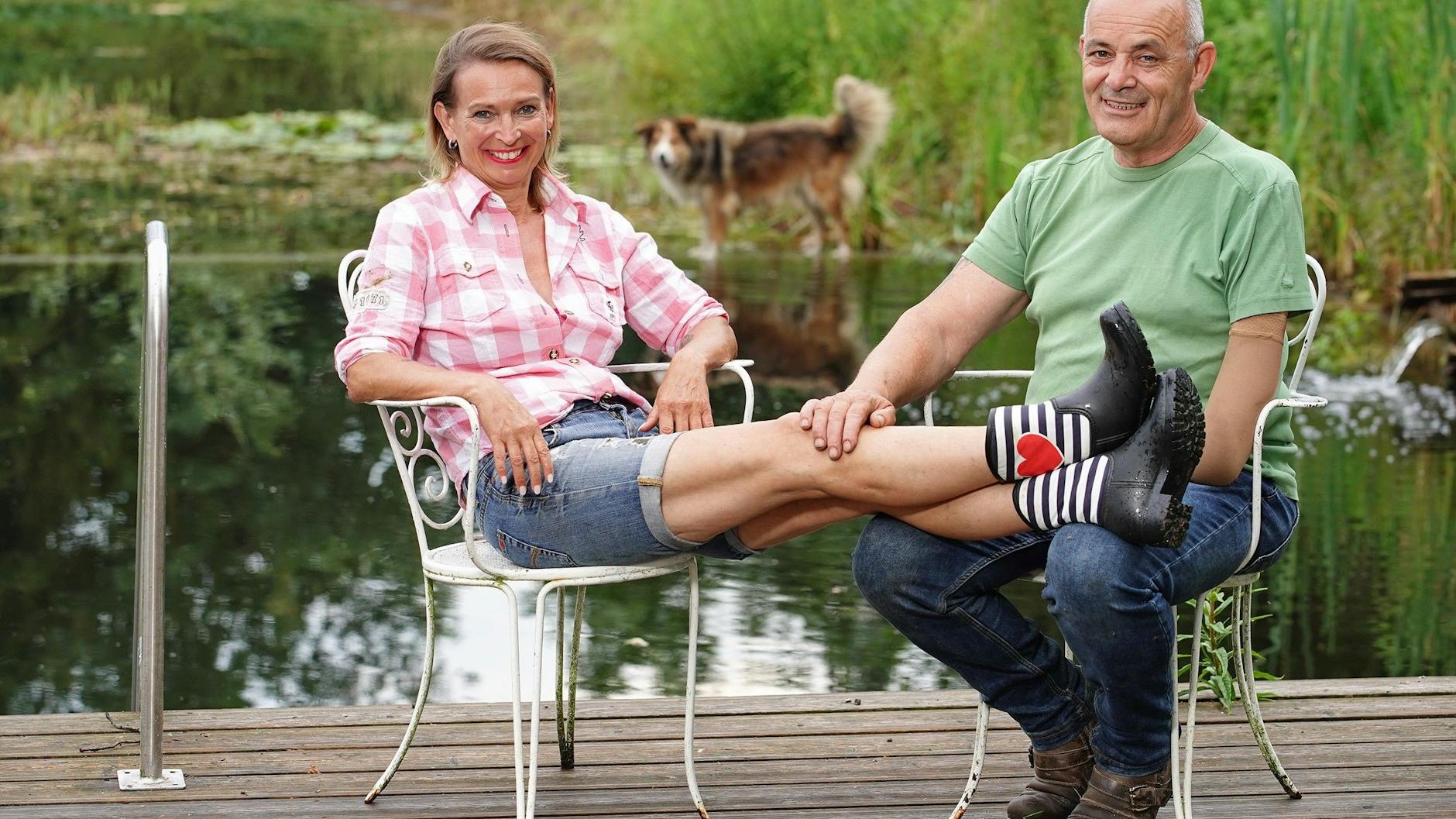 Bauer Olaf startet in die Hofwoche von „Bauer sucht Frau“ mit Bettina.