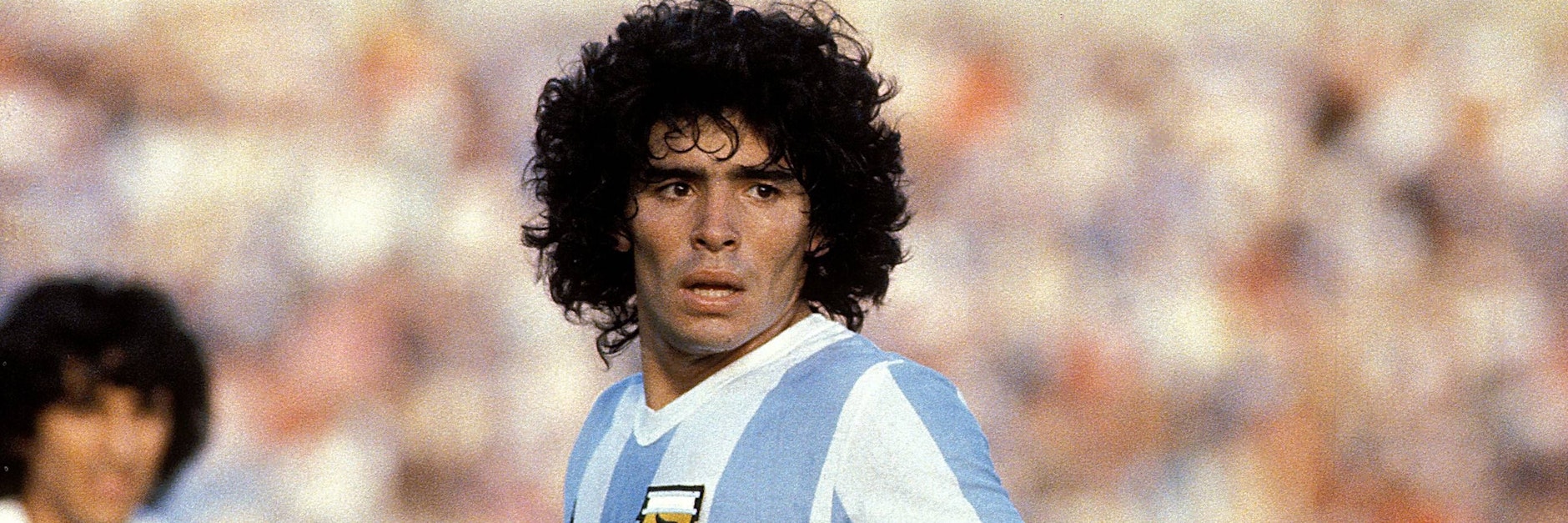 Hält Argentinien auch nach seinem Tod in Atem: Fußball-Ikone Diego Maradona&nbsp;(†60).