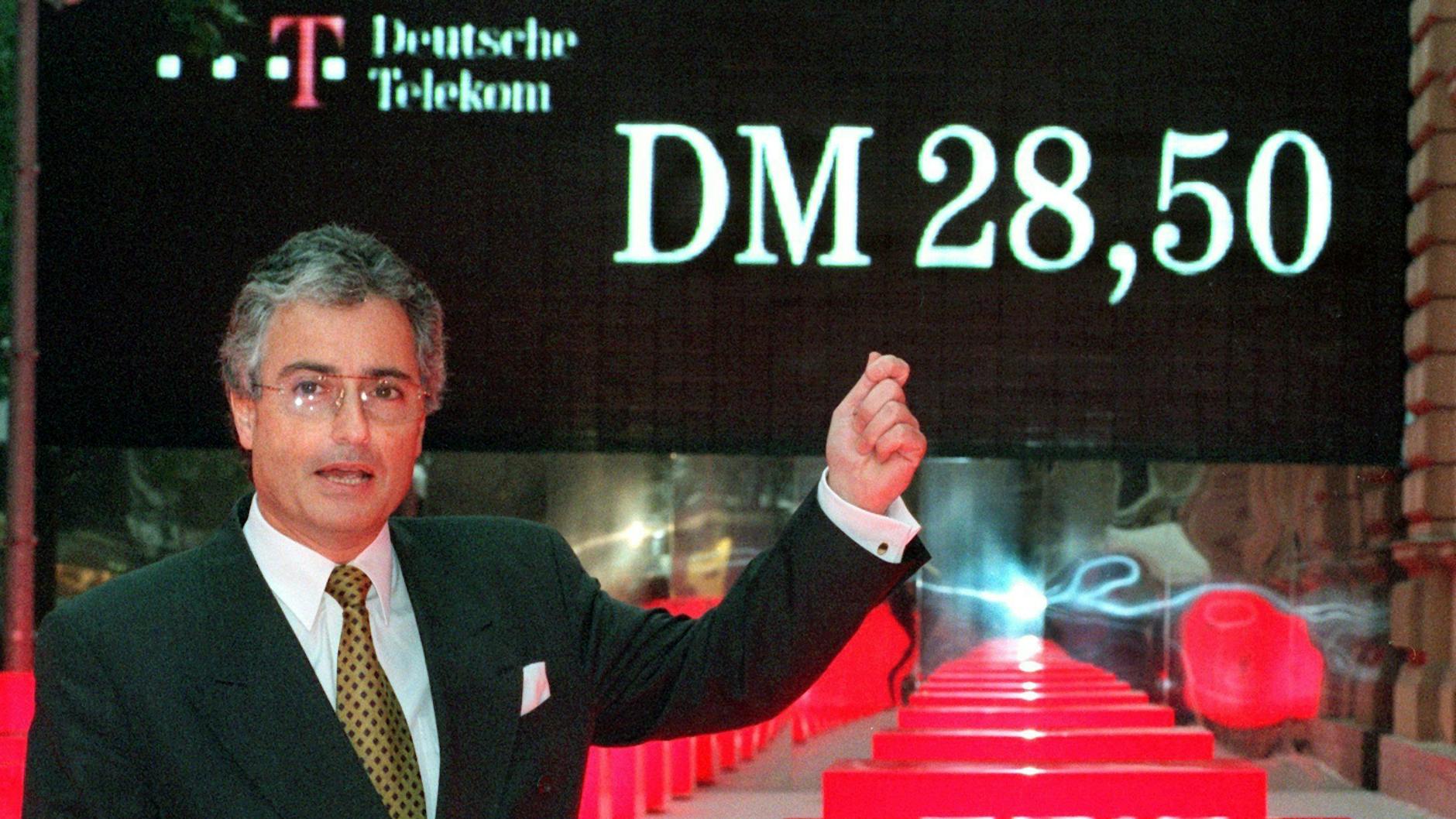 Ron Sommer, hier vor dem ersten Börsengang 1996, musste 2002 wegen Missmanagements als Vorstandschef der Telekom aufgeben.