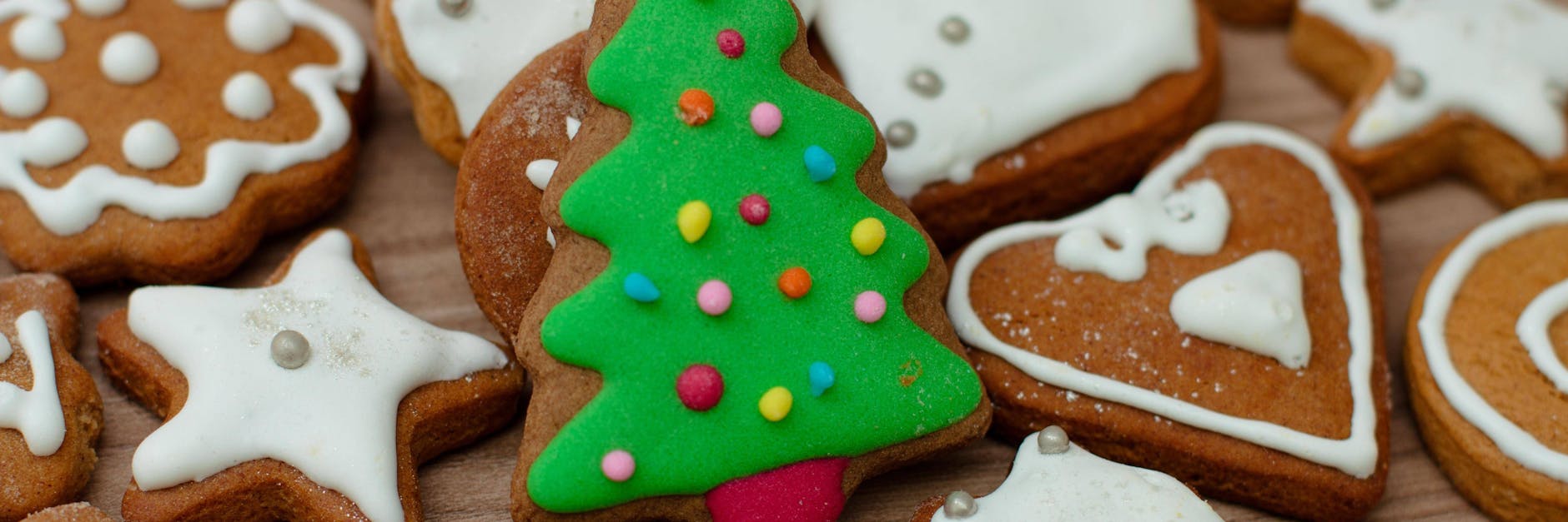 In der Weihnachtsbäckerei gibt es manche Leckerei. Und diese Kekse zählen definitiv dazu.