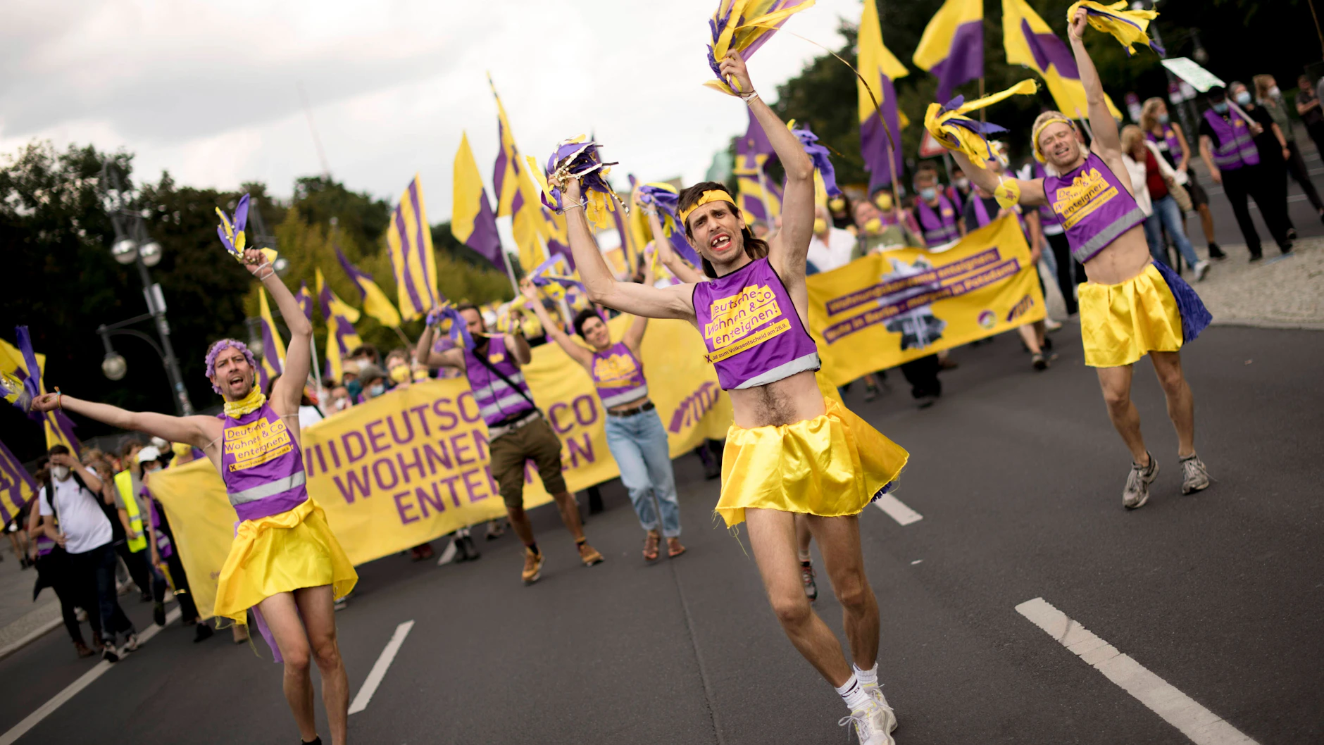 Die Initiative „Deutsche Wohnen & Co enteignen“ bei einer Demo in Berlin. 