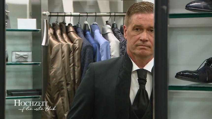 „Hochzeit auf den ersten Blick“-Bräutigam Ralf hat einen Plan: Er will Braut Simone beim ersten Kennenlernen vor dem Altar einfach küssen.