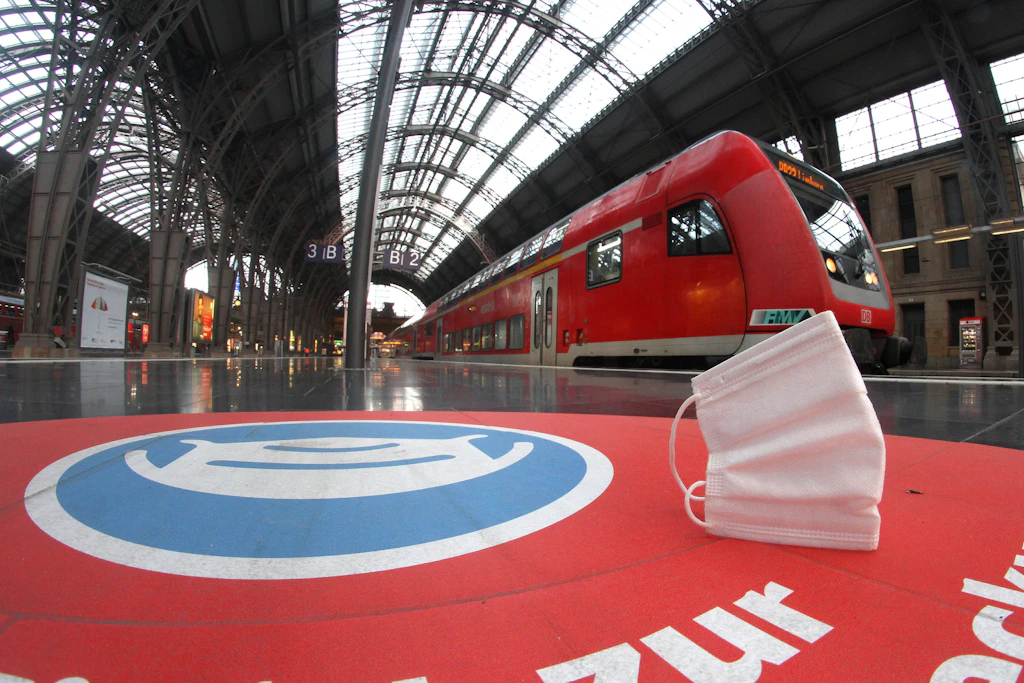 3G in Bus und Bahn: Zugpersonal kontrolliert vorerst nicht