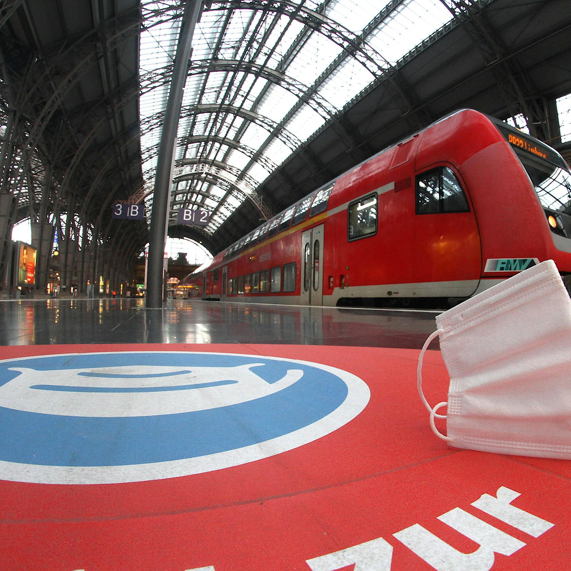 3G in Bus und Bahn: Zugpersonal kontrolliert vorerst nicht