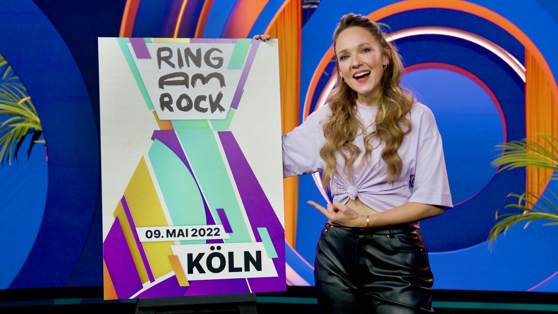 Comedian Carolin Kebekus: Mit ihrem Frauen-Festival will sie ein Zeichen setzen – Mädchen können auch Rockstars sein.