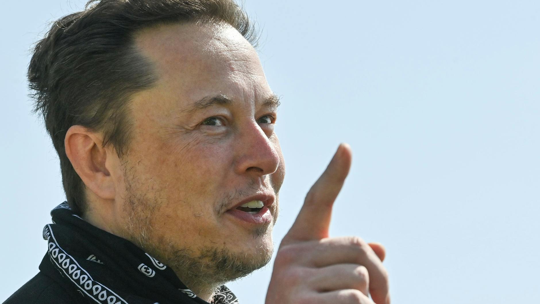 Elon Musk gilt mit einem geschätzten Vermögen von rund 300 Milliarden Dollar als reichster Mensch der Welt.