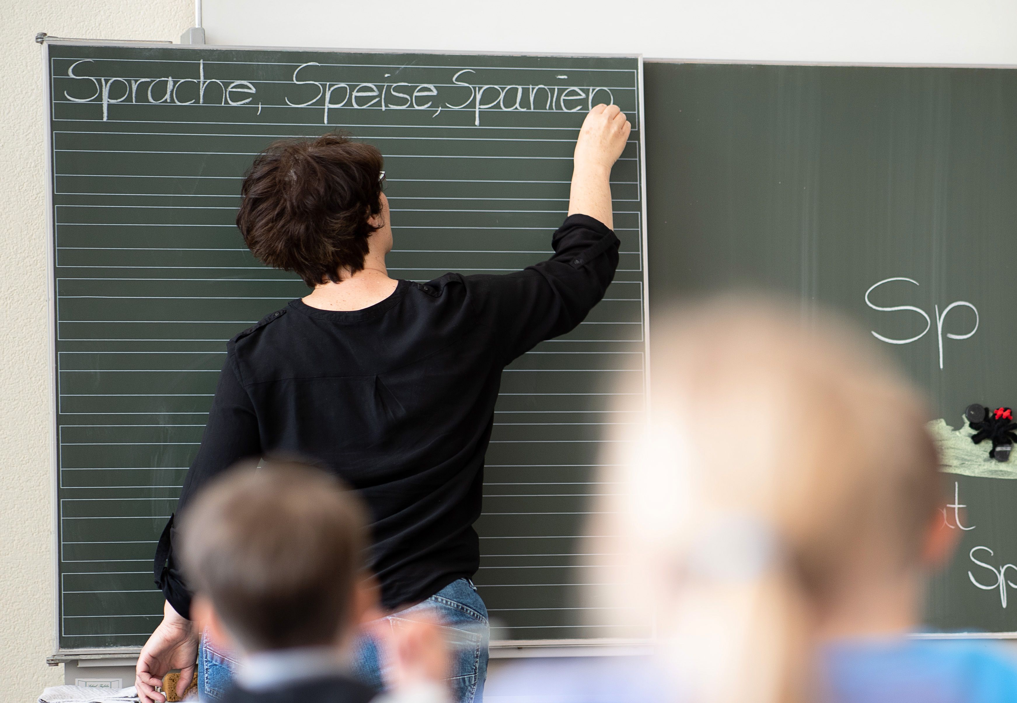 Berliner Schulen: Lehrkräfte Werden Künftig Wieder Verbeamtet