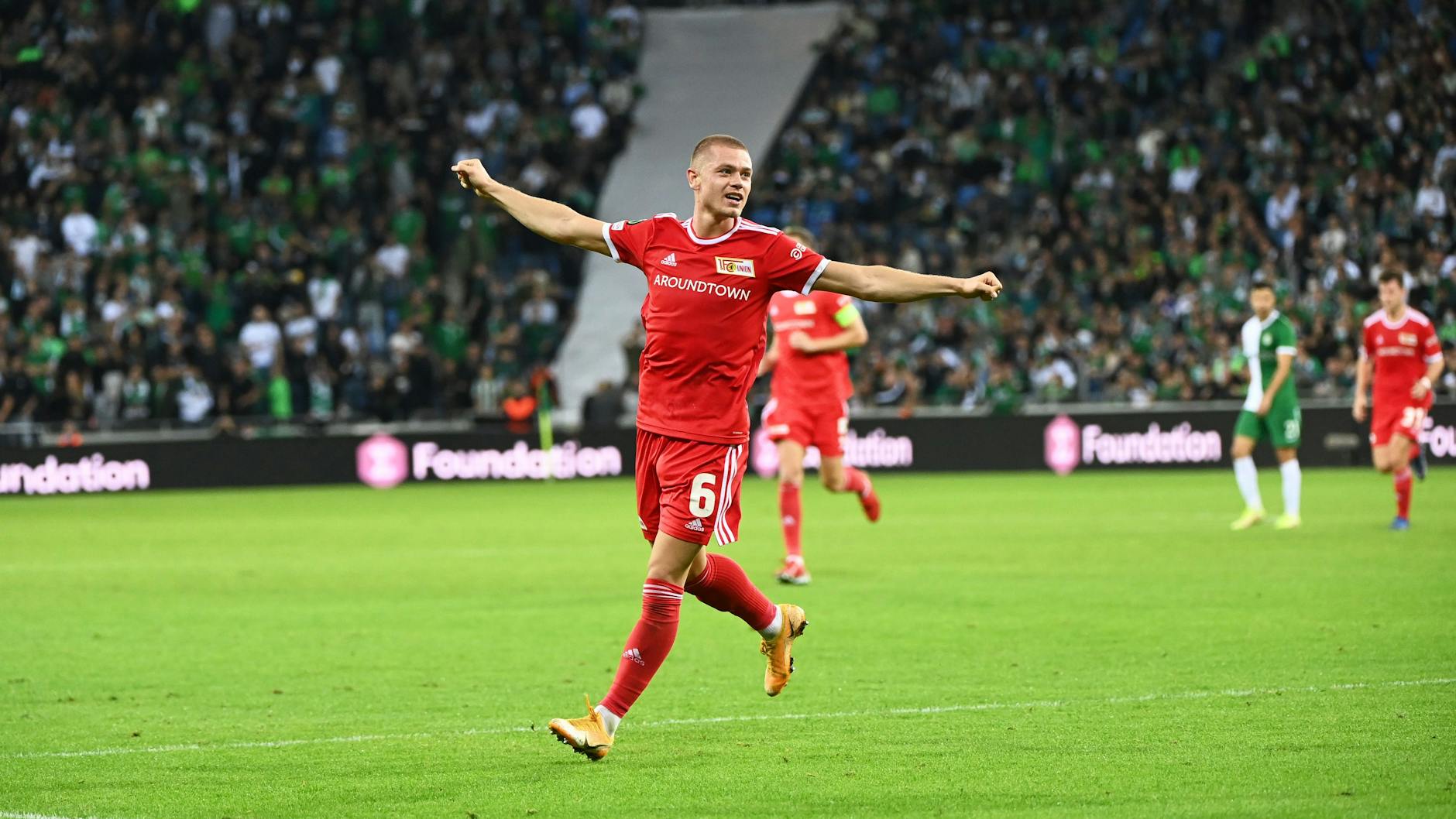 Julian Ryerson trifft zum 1:0 für Union Berlin.