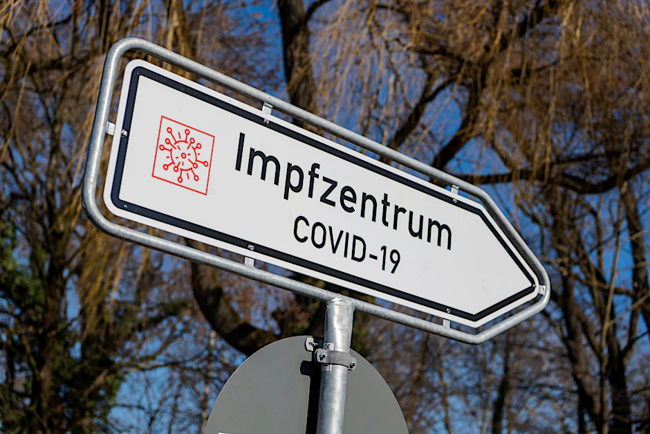 Mehrere neue Corona-Impfzentren gehen im Berliner Osten an den Start, beispielsweise in Marzahn und Karlshorst (Symbolbild).