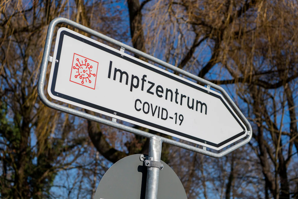Impfzentren, Handys, Fahrplan: Das ändert sich im Dezember