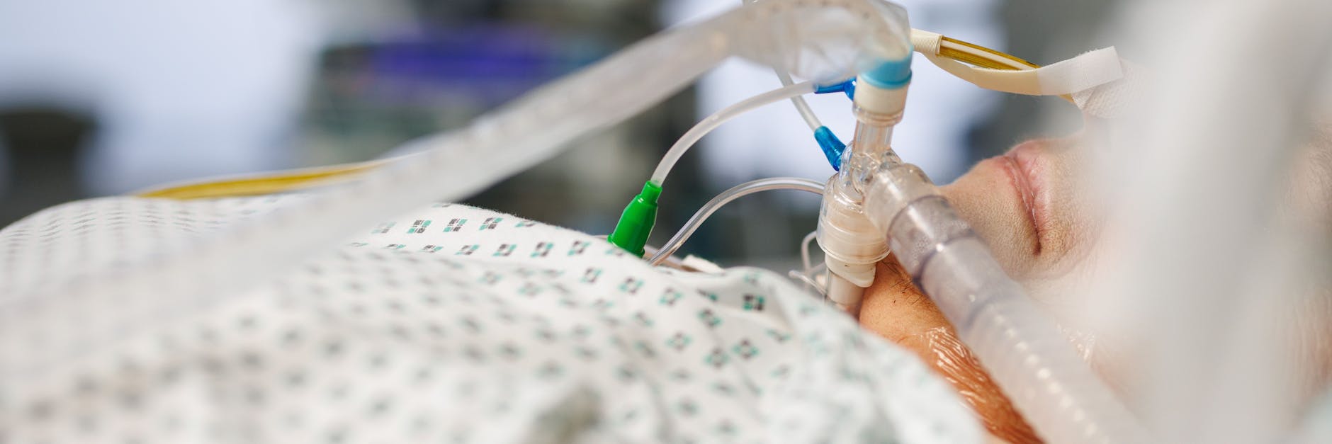 Ärzte bereiten sich darauf vor, bald das Prinzip der Triage anzuwenden.