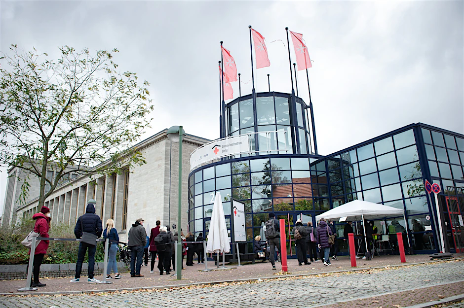 Das Impfzentrum am Messegelände bleibt bis Februar bestehen (Archivbild).