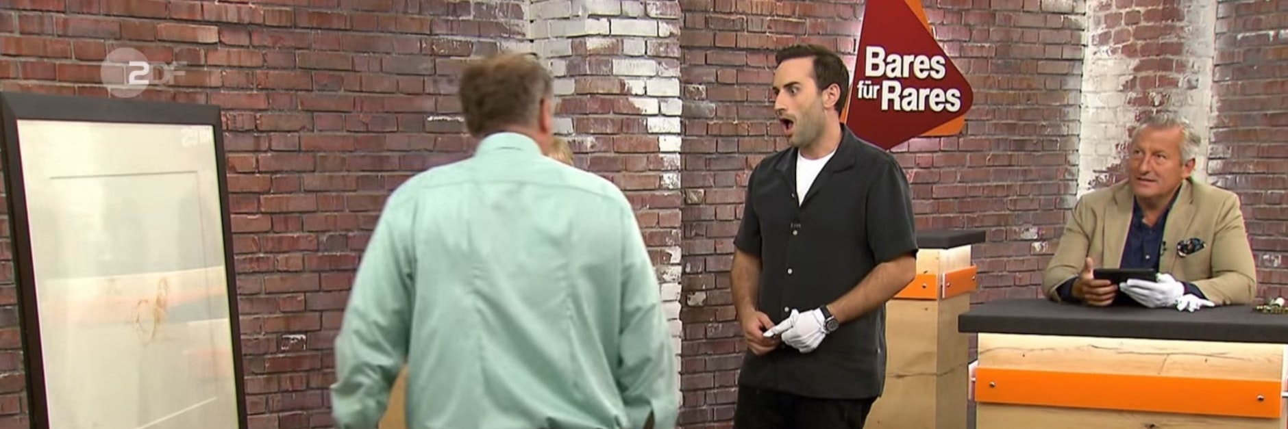 „Bares für Rares“-Händler David Suppes ist schockiert von dem, was er sieht.