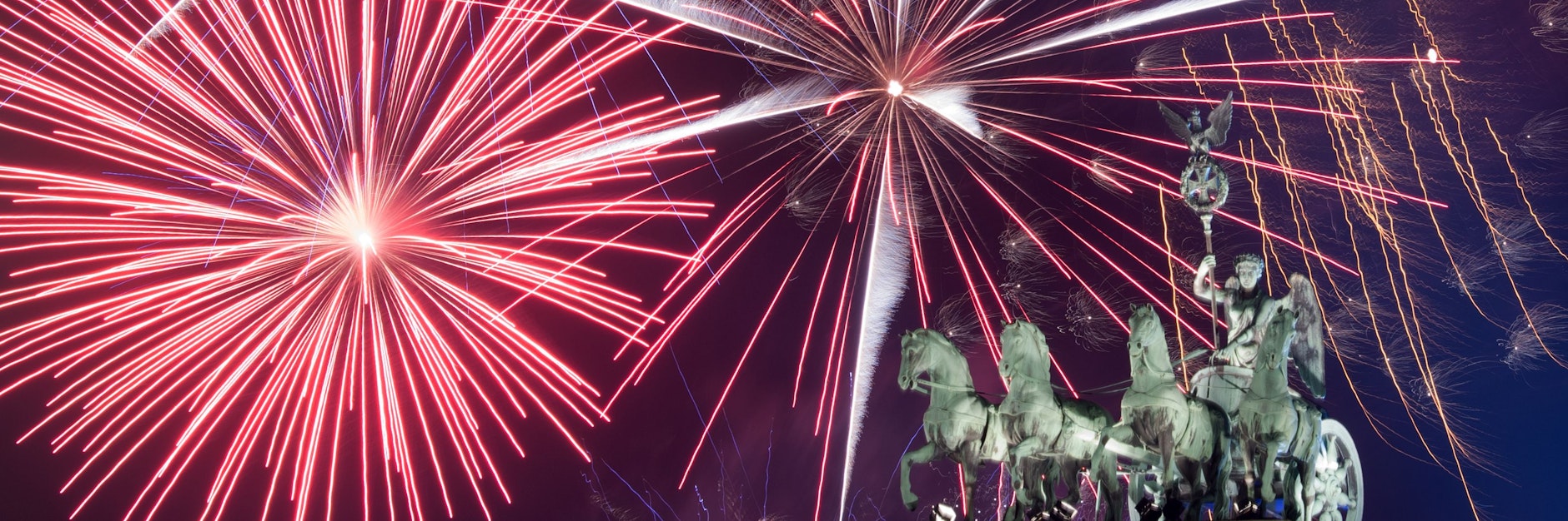 Wird auch am Brandenburger Tor dieses Jahr kein Silvester-Feuerwerk zünden?