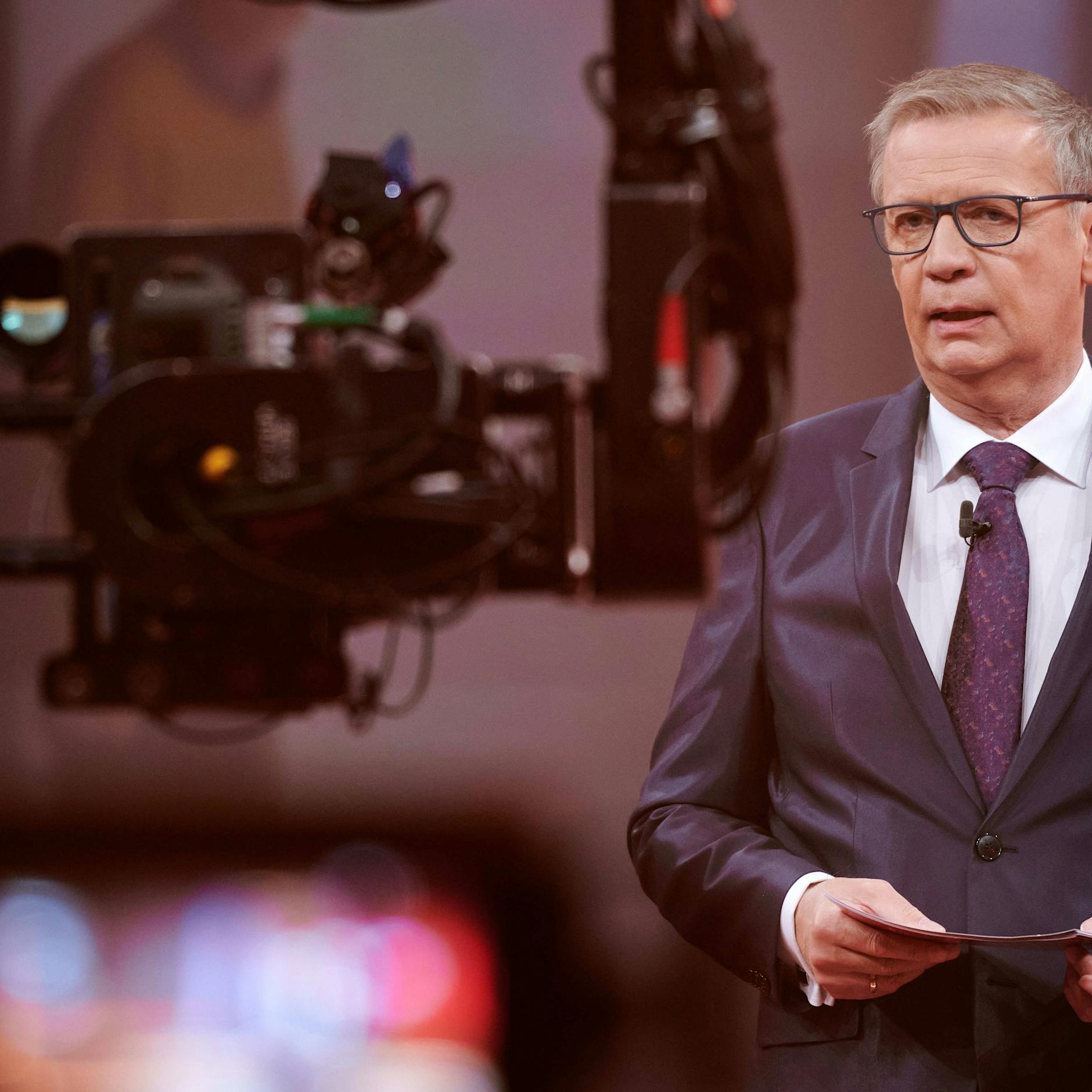 Corona-Wutausbruch! Günther Jauch vergleicht Impfverweigerer mit Geiselnehmern