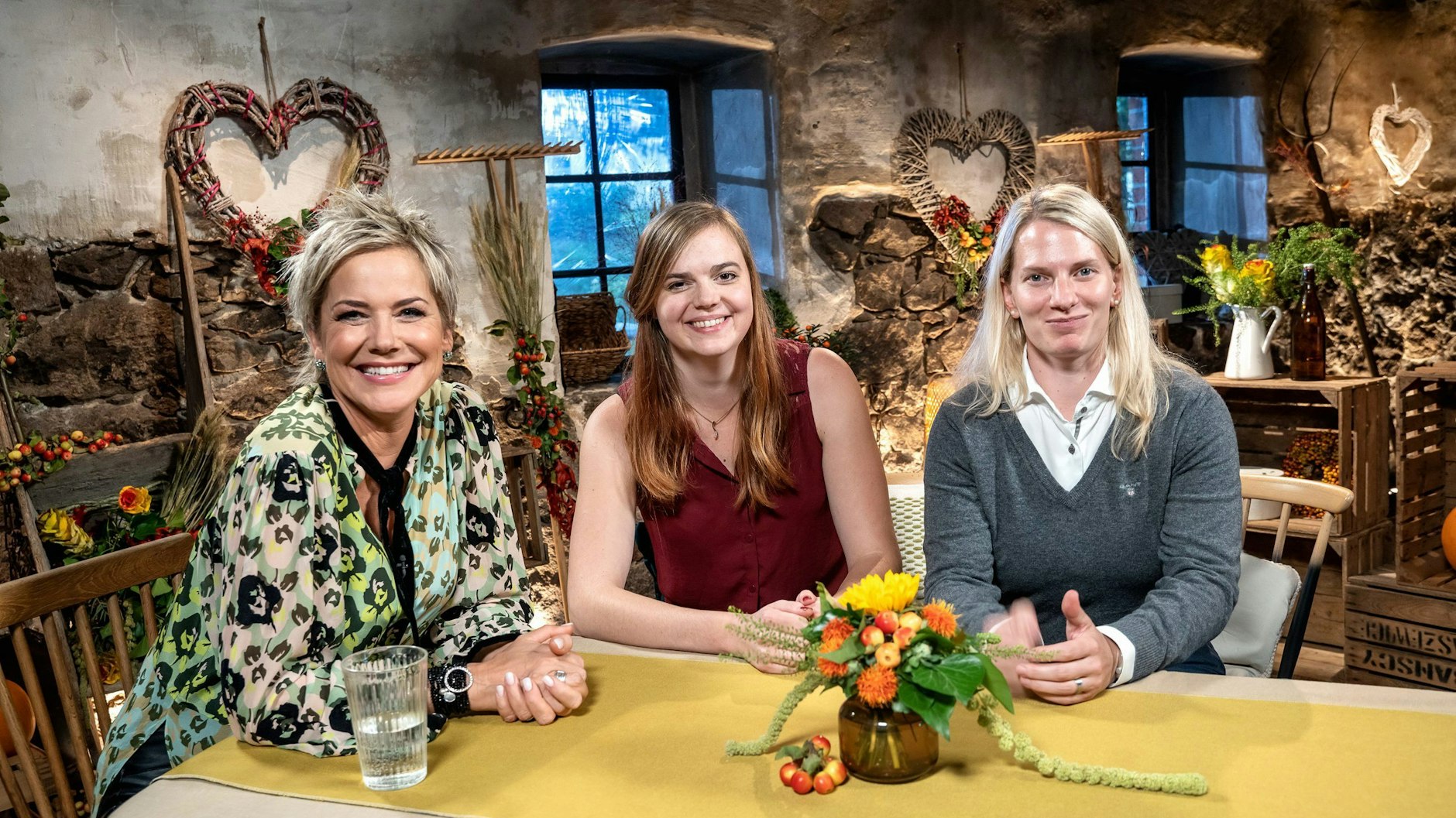 Gehen nach „Bauer sucht Frau“ getrennte Wege: Pferdewirtin Lara und Melanie.