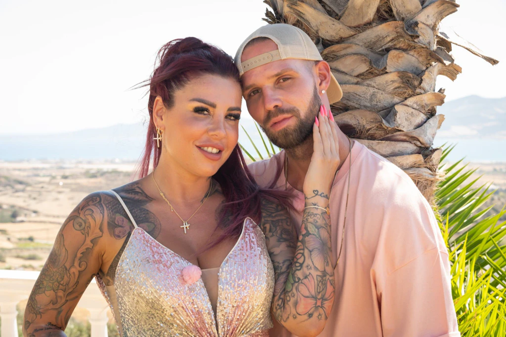 Kate Merlan: Neue Haare wegen „neuer Lebenssituation“ – spoilert sie damit den Ausgang von „Temptation Island“