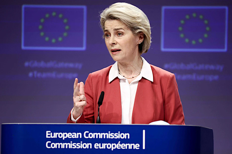 Ursula von der Leyen, Chefin der EU-Kommission, äußert sich zur Corona-Lage in Europa. Sie beklagt, dass ein Drittel der EU-Bürger nicht gegen das Virus geimpft ist.