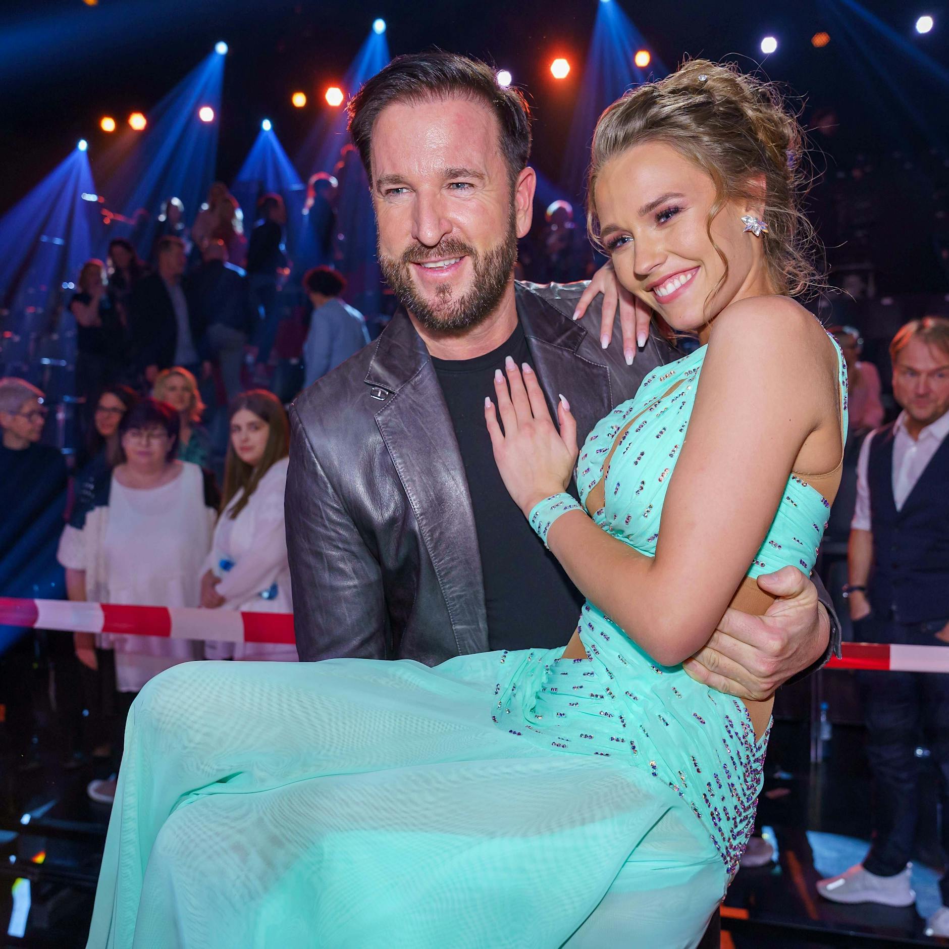 Michael Wendler und seine Laura drohen ihren Fans: Hetzen sie ihren letzten Anhängern bald Anwälte auf den Hals?