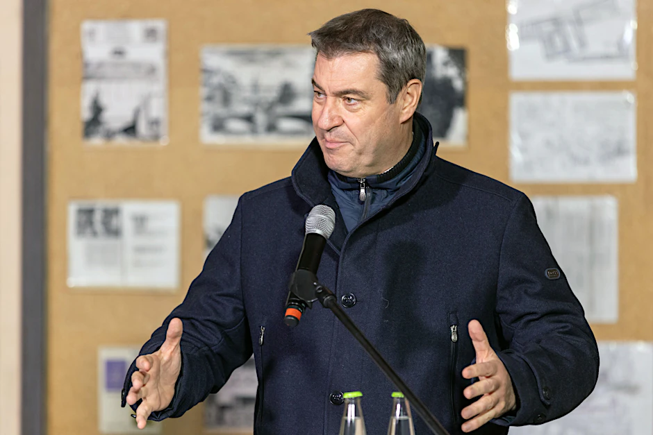 Markus Söder, CSU-Chef und bayerischer Ministerpräsident, spricht am Mittwoch bei der Eröffnung einer neuen Corona-Impfstelle in Nürnberg.