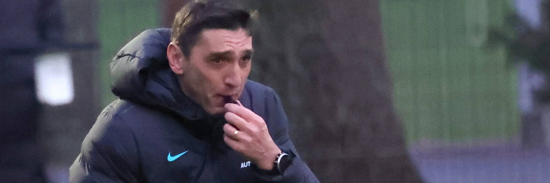 Wenn Herthas neuer Trainer Tayfun Korkut pfeift, müssen die Spieler rennen und schießen.