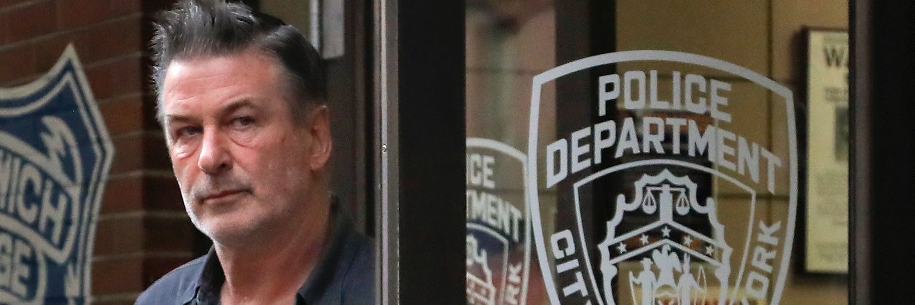 US-Schauspieler Alec Baldwin hat sich in einem emotionalen Interview zu den tödlichen Schüssen geäußert.