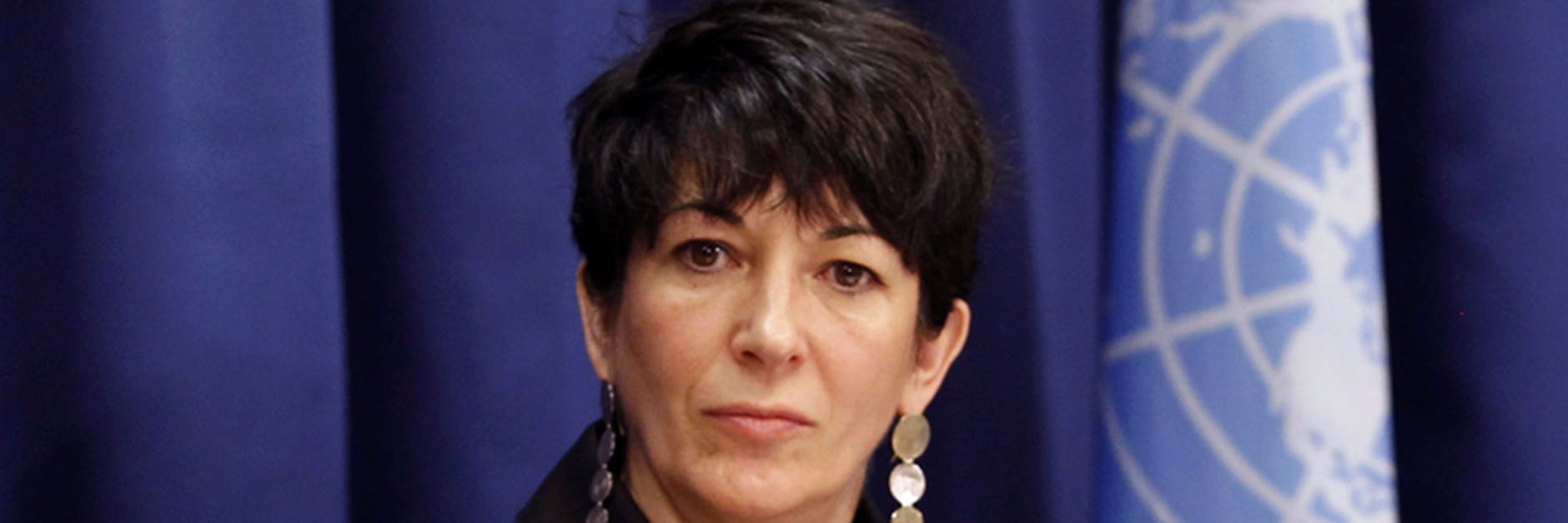 Ghislaine Maxwell soll über Jahre Minderjährige für Jeffrey Epstein rekrutiert haben, die dann von dem Finanzinvestor sexuell missbraucht wurden.