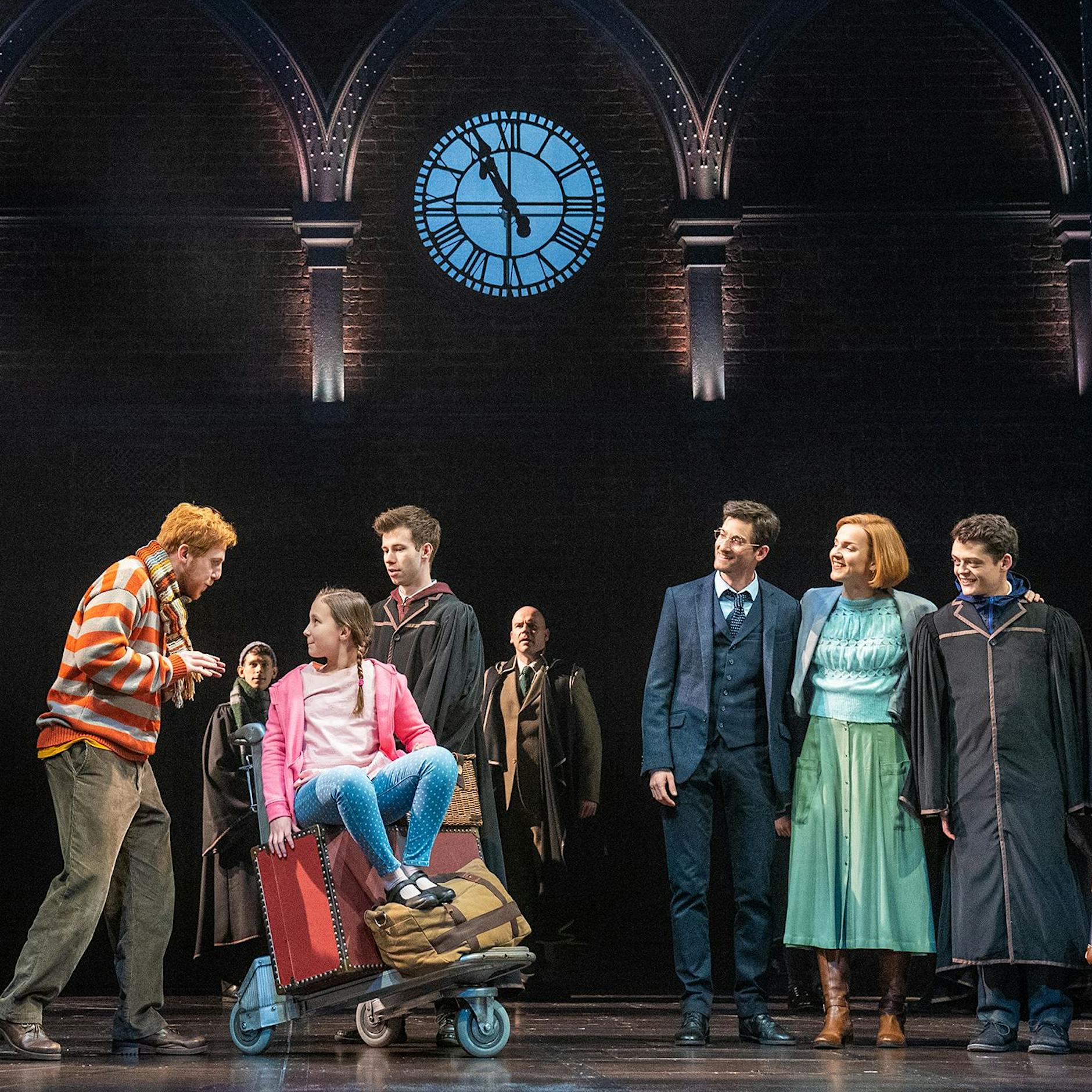 „Harry Potter und das verwunschene Kind“: Promi-Auflauf bei der Premiere! Diese Stars kamen – und so krass ist das Stück wirklich