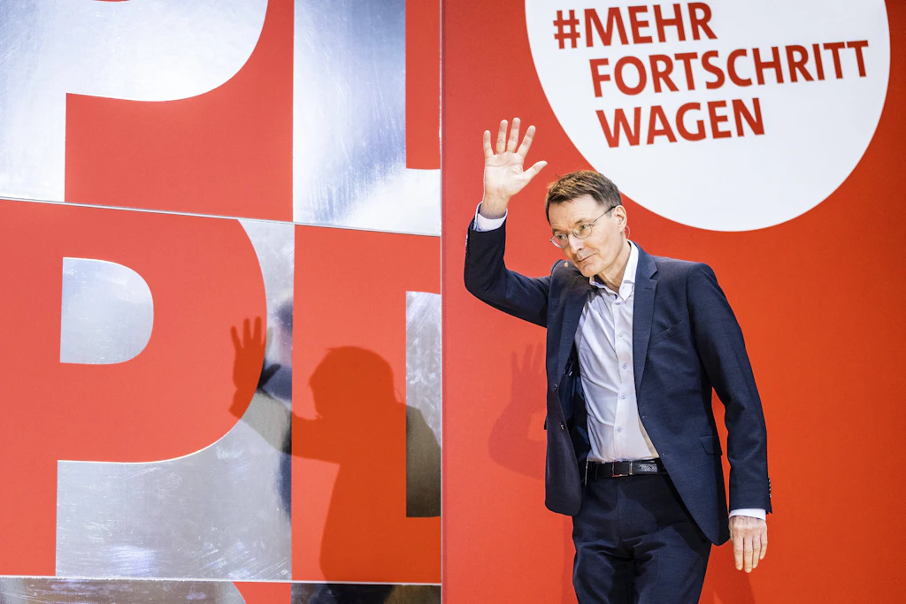 Neuer Gesundheitsminister: Lob und Spott für Lauterbach