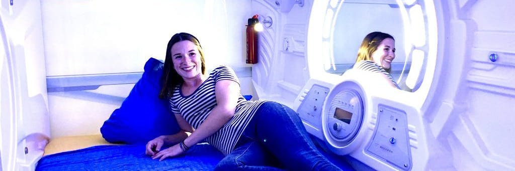 1 Meter breit und designt wie eine Raumstation: das Kapsel-Hostel