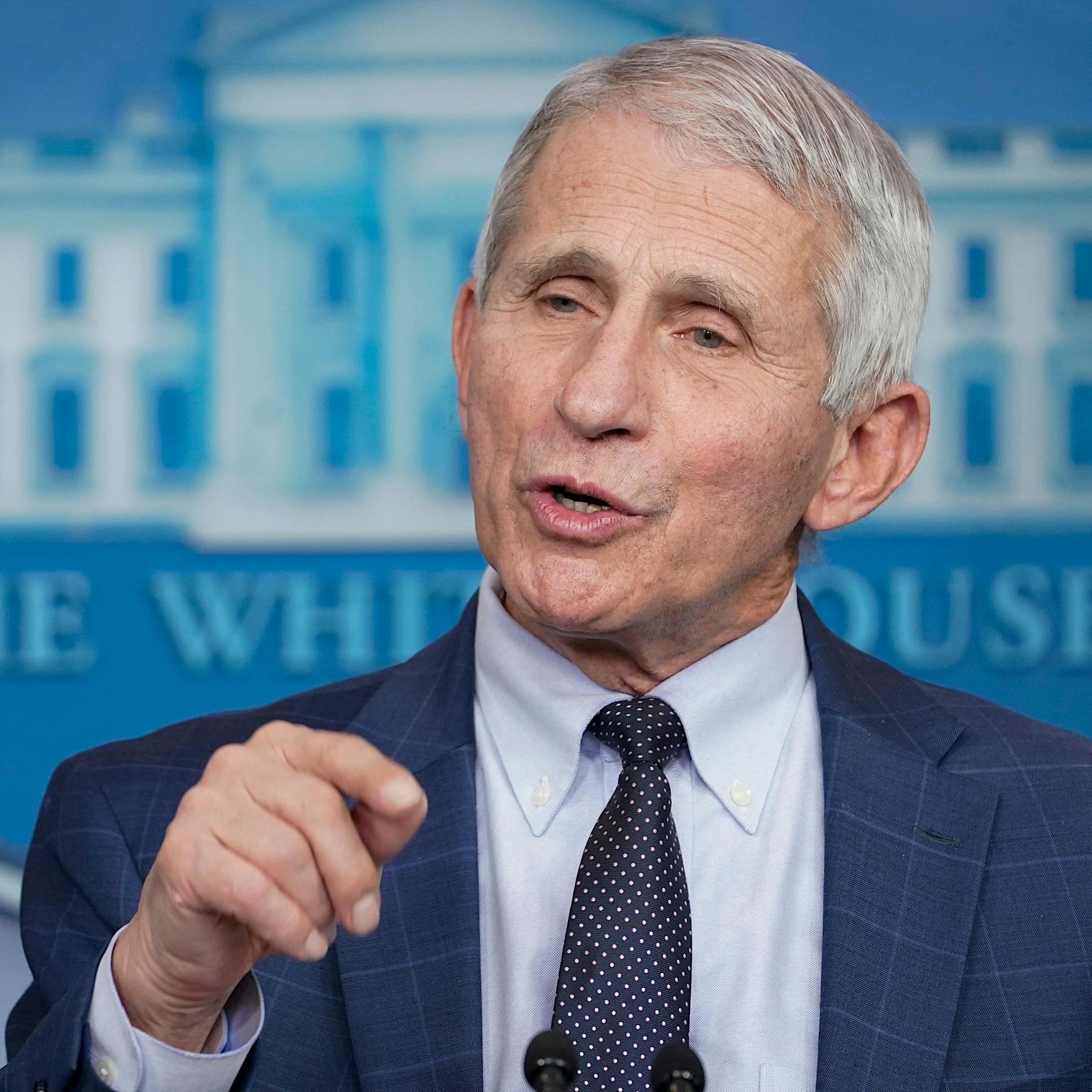 Fauci: Omikron „nahezu sicher“ nicht schlimmer als Delta-Variante