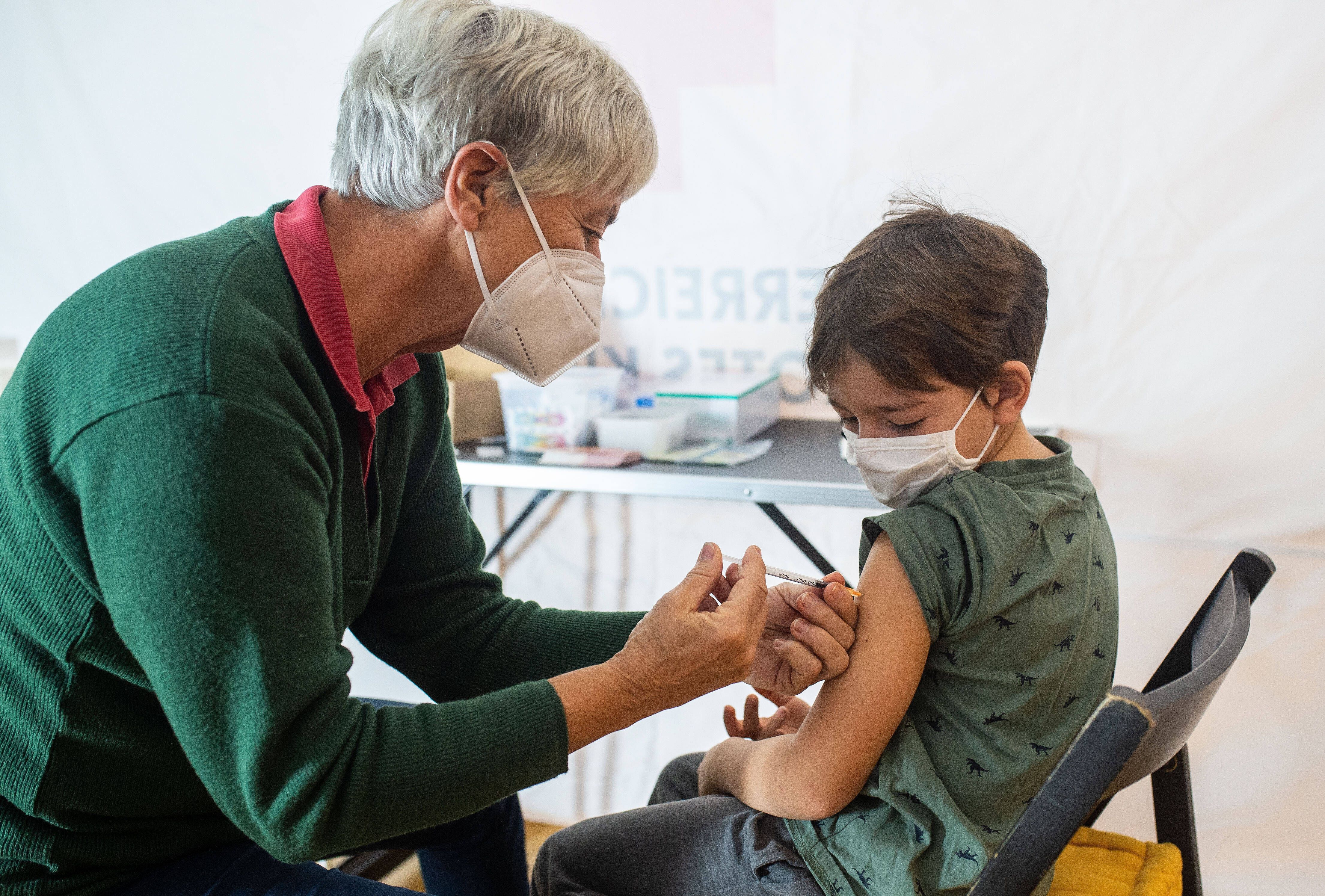 Corona-Impfungen für Kinder ab fünf sollen in Berlin am 15. Dezember starten