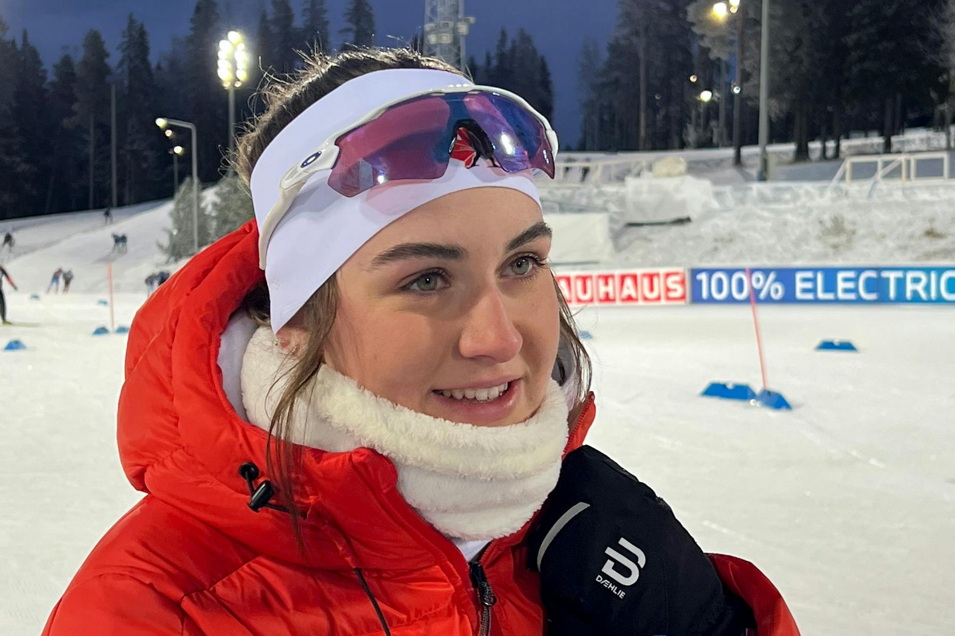 Die kanadische Biathletin Benita Peiffer lief im schwedischen Östersund erstmals im Weltcup und ist mit dem deutschen Olympiasieger Arnd Peiffer verwandt.