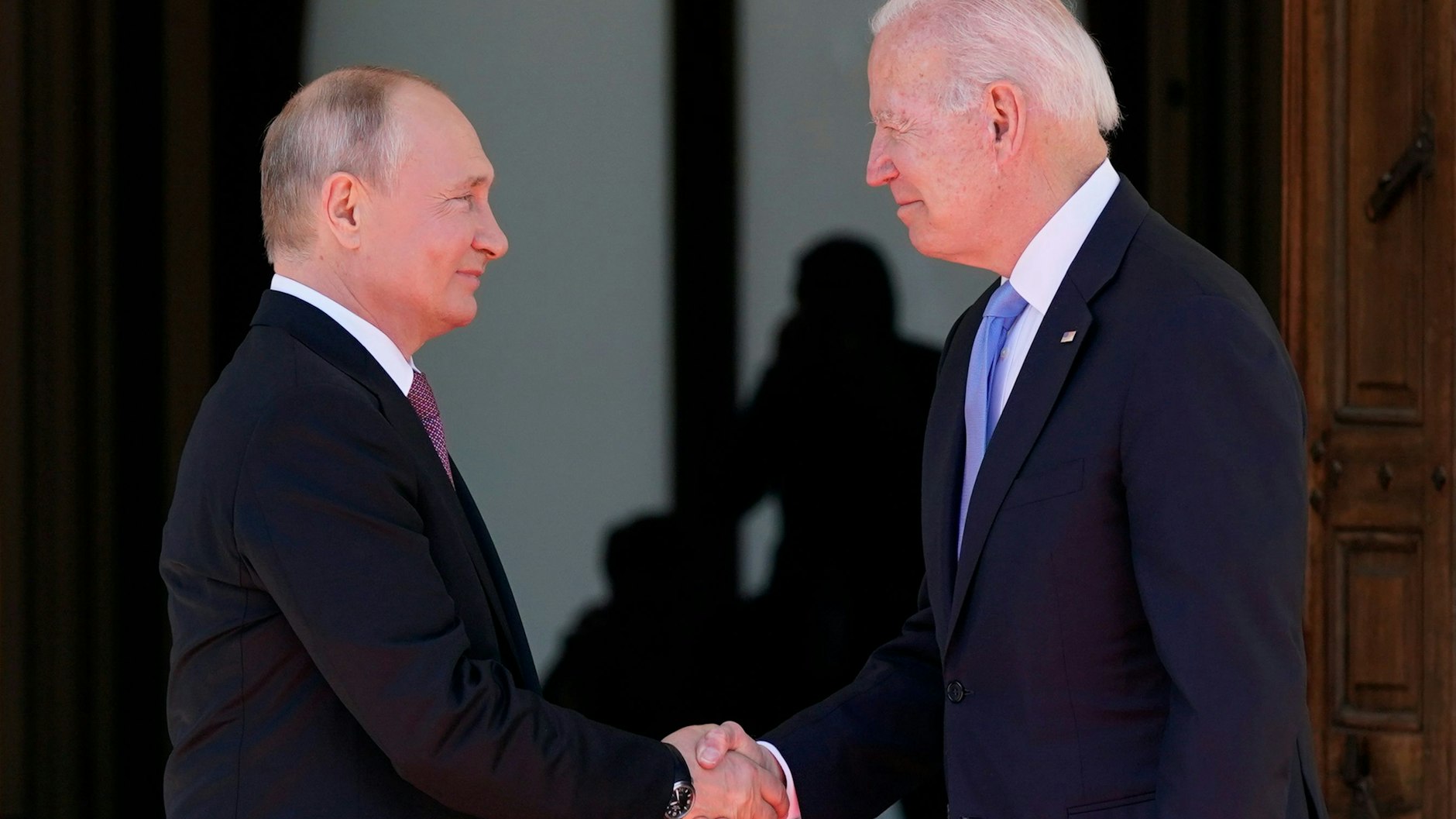 Im Juni hatten sich Wladimir Putin (l.) und Joe Biden in Genf getroffen. 