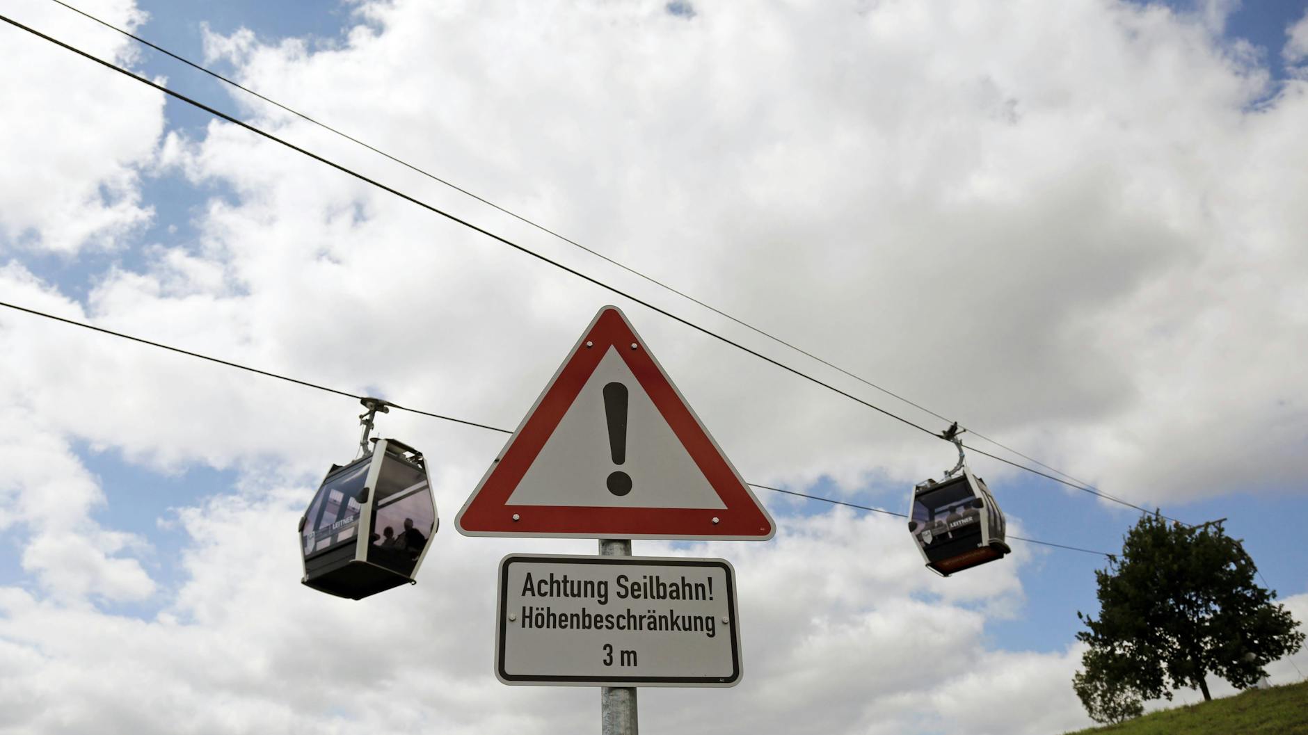 Bislang Berlins einzige Seilbahnstrecke: Die anderthalb Kilometer lange Trasse in Marzahn-Hellersdorf wurde 2017 eröffnet. Bis 25. Dezember ruht der Betrieb wegen Wartungsarbeiten.