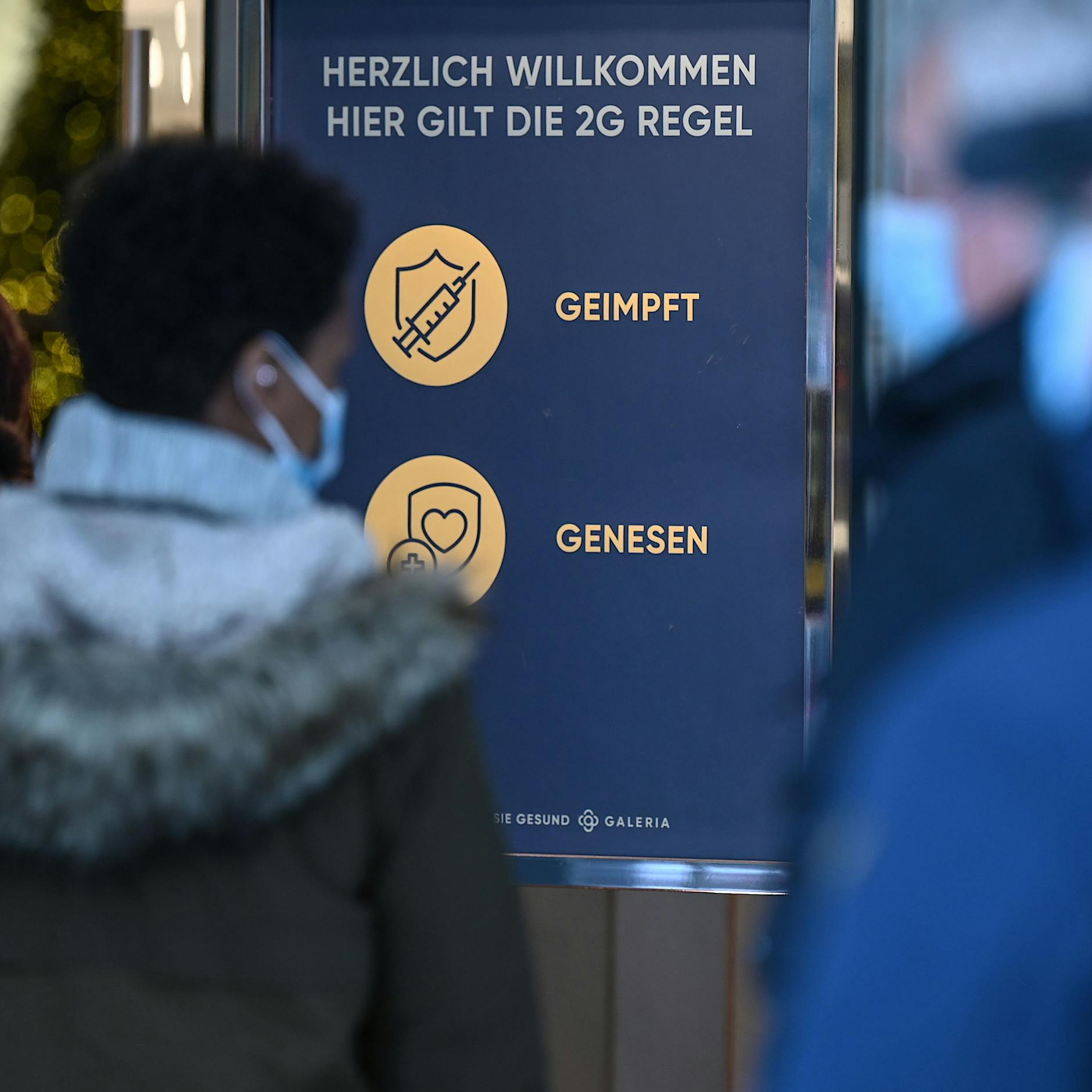 2G: Handel für „Bändchenlösung“ beim Einkauf