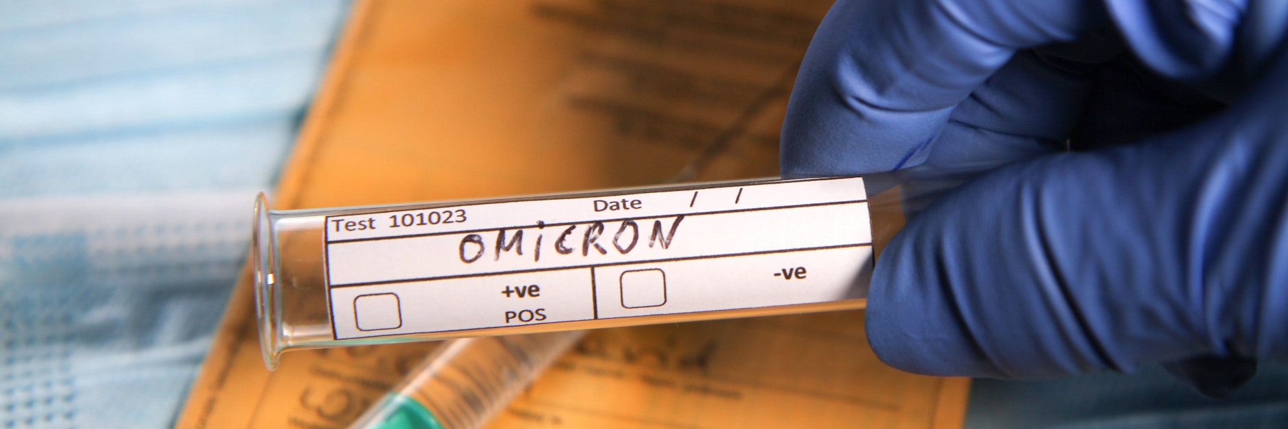 <em></em>Stellt die Omikron-Variante die jetzigen Impfstoffe vor ein Problem? 