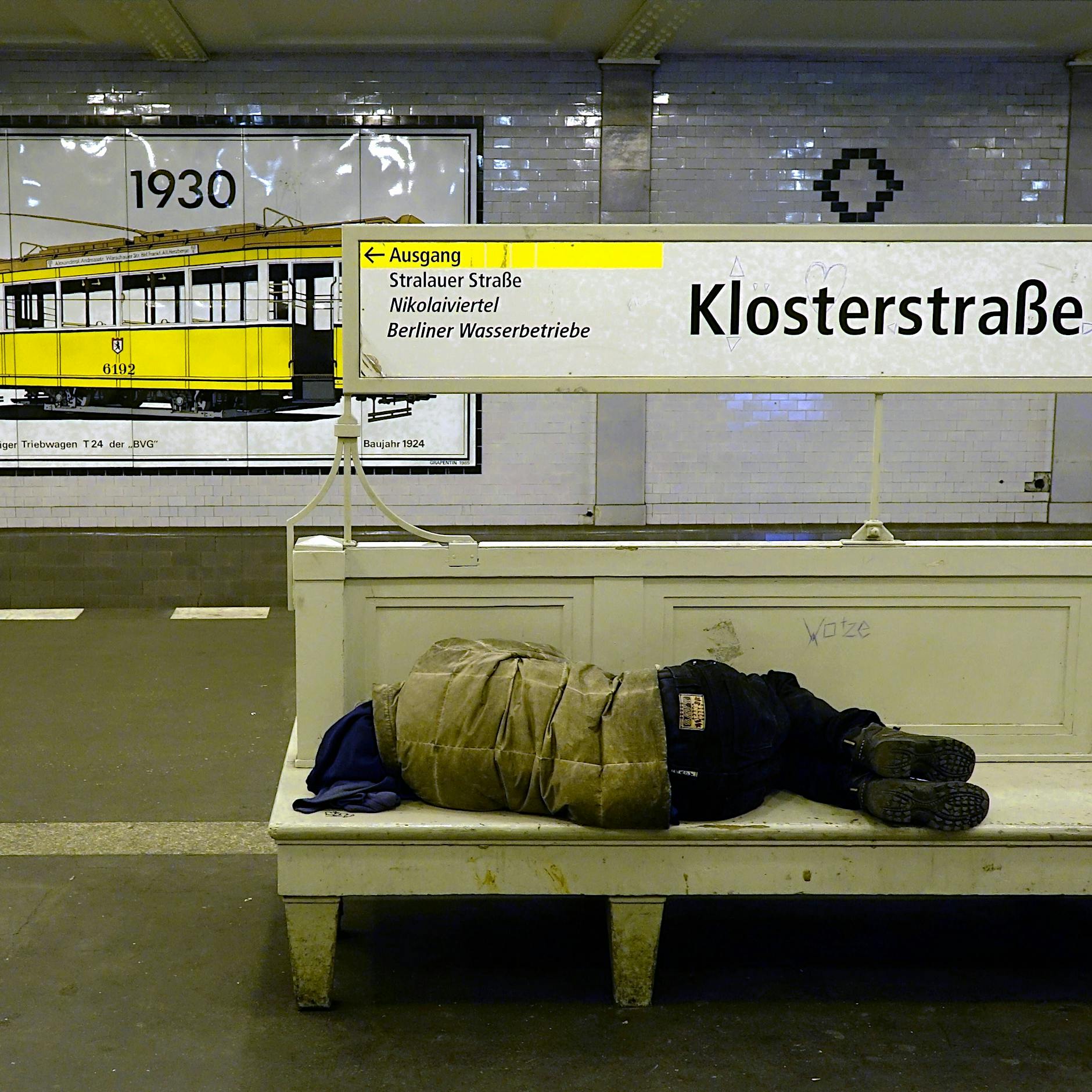 CDU kritisiert 3G: Bahnsteig-Bann für Berliner Obdachlose ist zutiefst unsozial