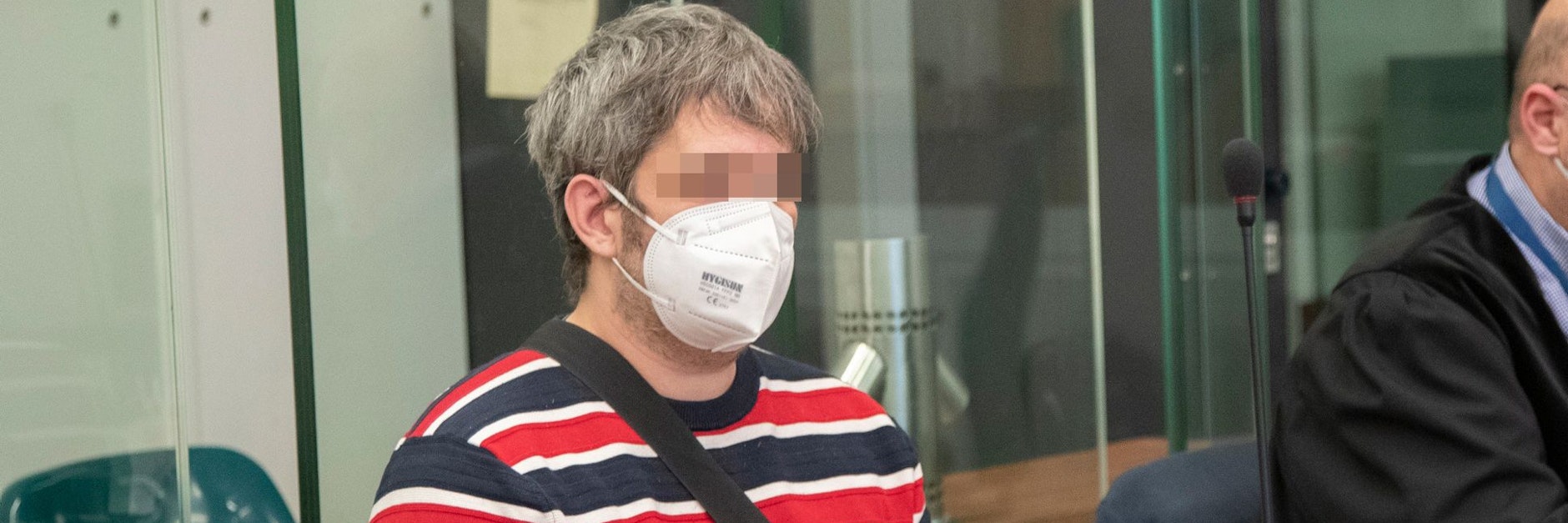 Der Angeklagte am Freitag beim Prozess.