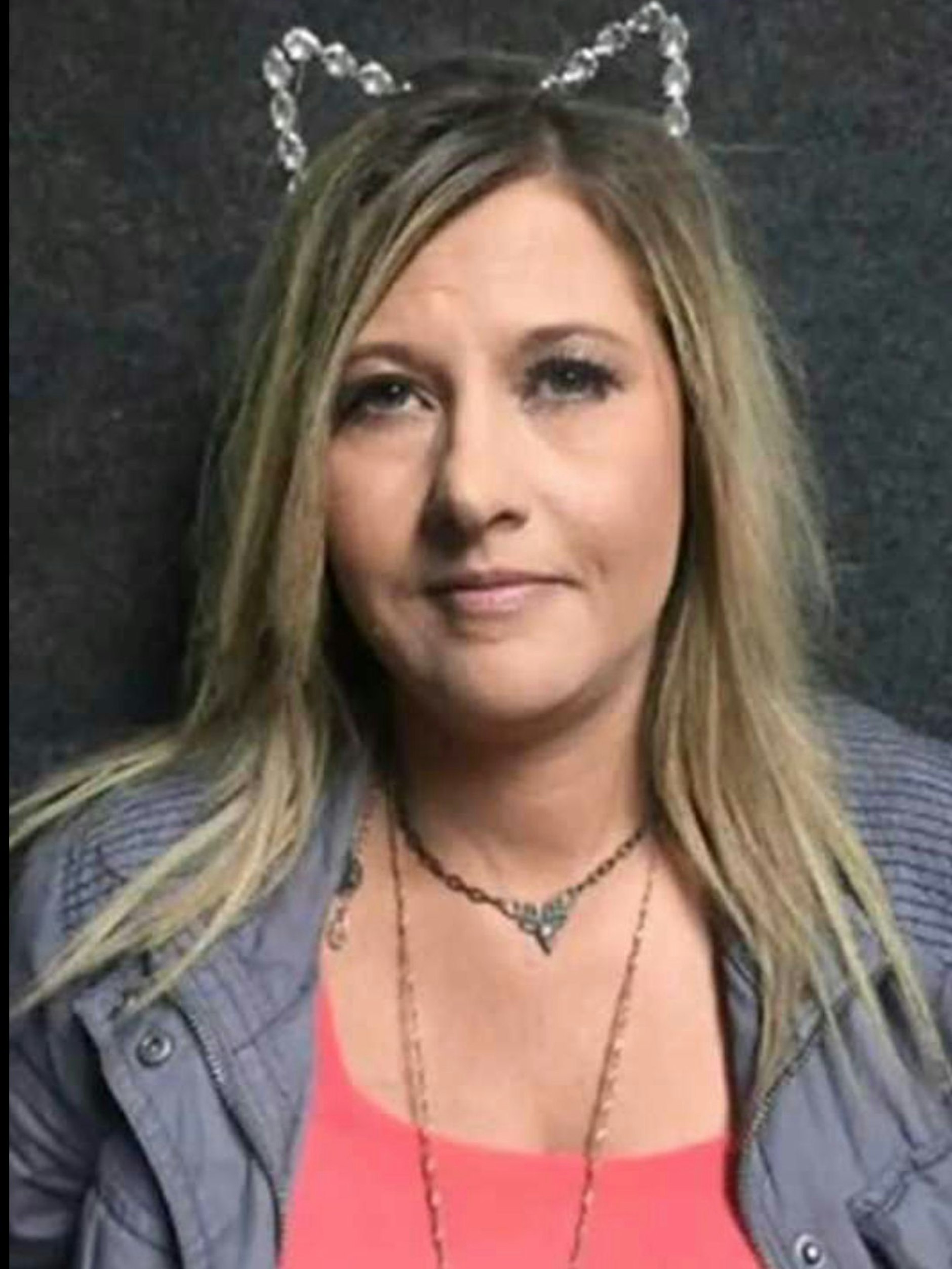 Laura Oglesby (48) gestand, die Identität ihrer getrennt von ihr lebenden Tochter Lauren Hays angenommen zu haben.&nbsp;