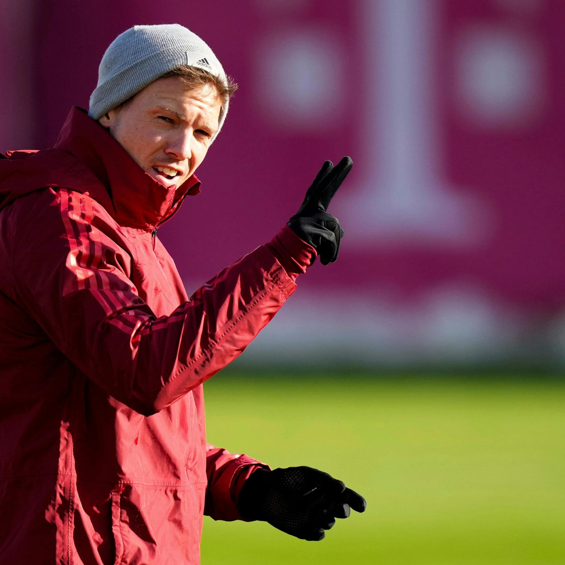 Bayerns Trainer Julian Nagelsmann muss noch ein paar Wochen auf Kimmich warten. 