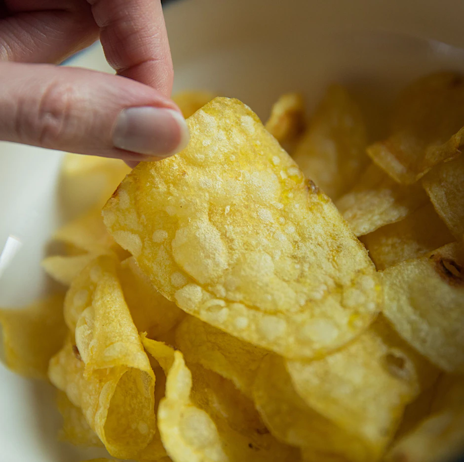 Chips sind köstlich und man kann kaum aufhören, immer noch mal zuzugreifen.