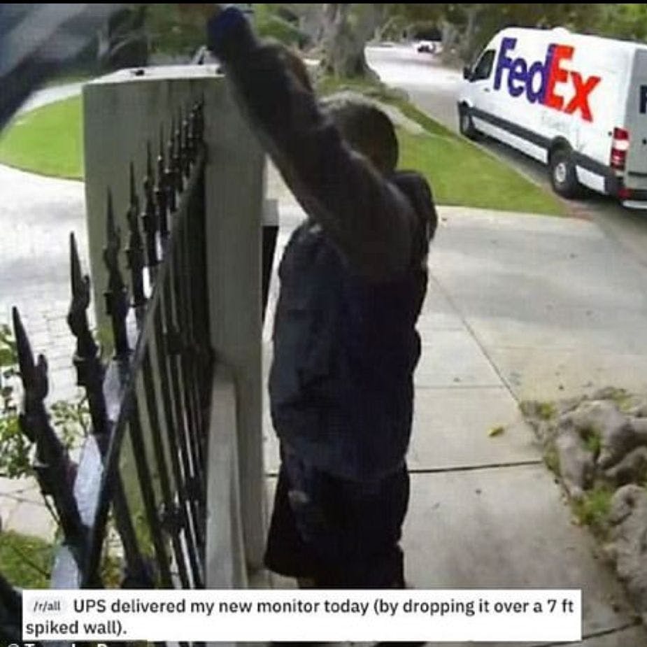 Wie ein PC-Bildschirm nicht angeliefert werden sollte...